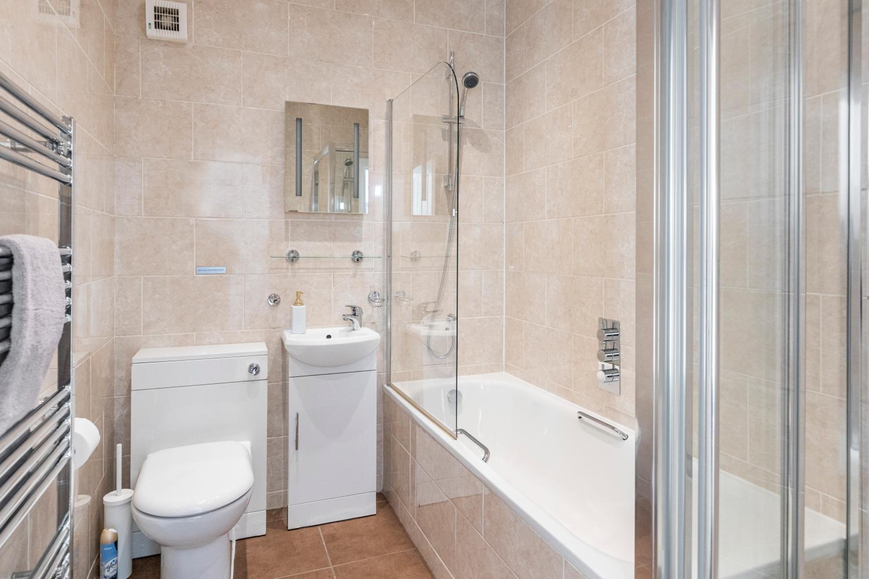 Central Located Apartment in City of London - Farringdon Station