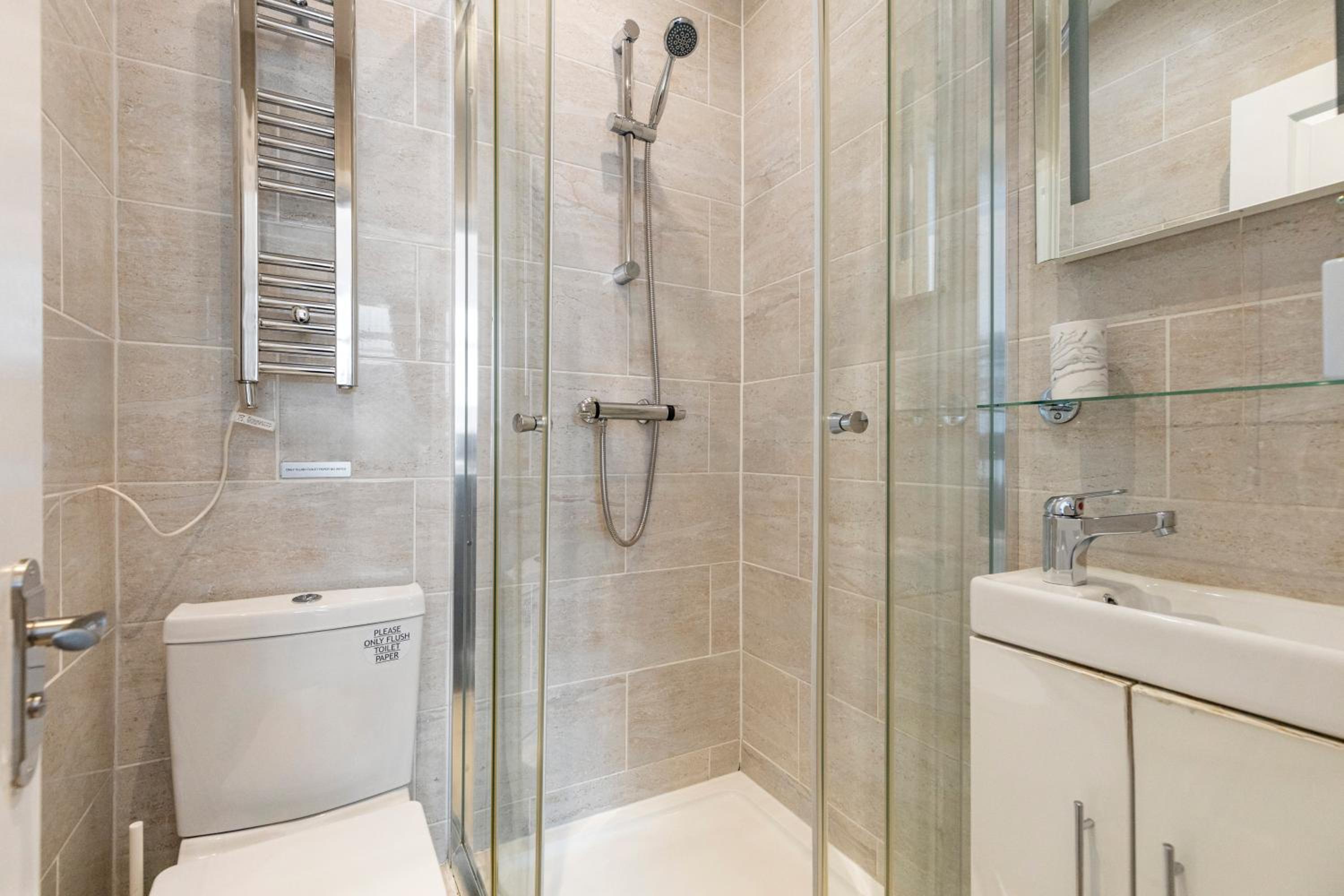 Central Located Apartment in City of London - Farringdon Station
