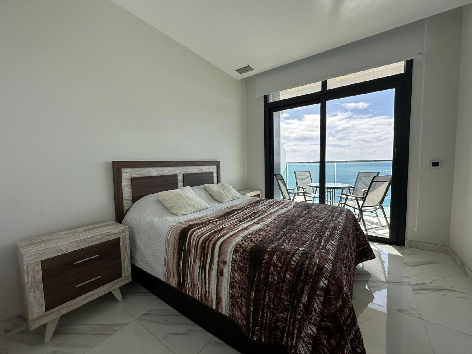 SUNSET DRIVE APARTMENT JACUZZI