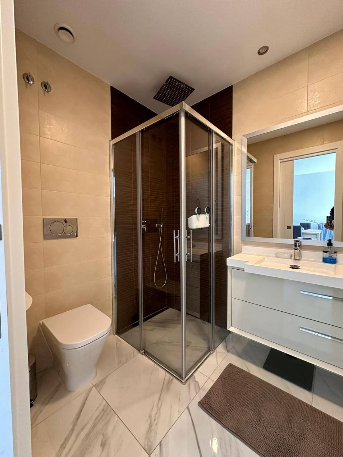 SUNSET DRIVE APARTMENT JACUZZI