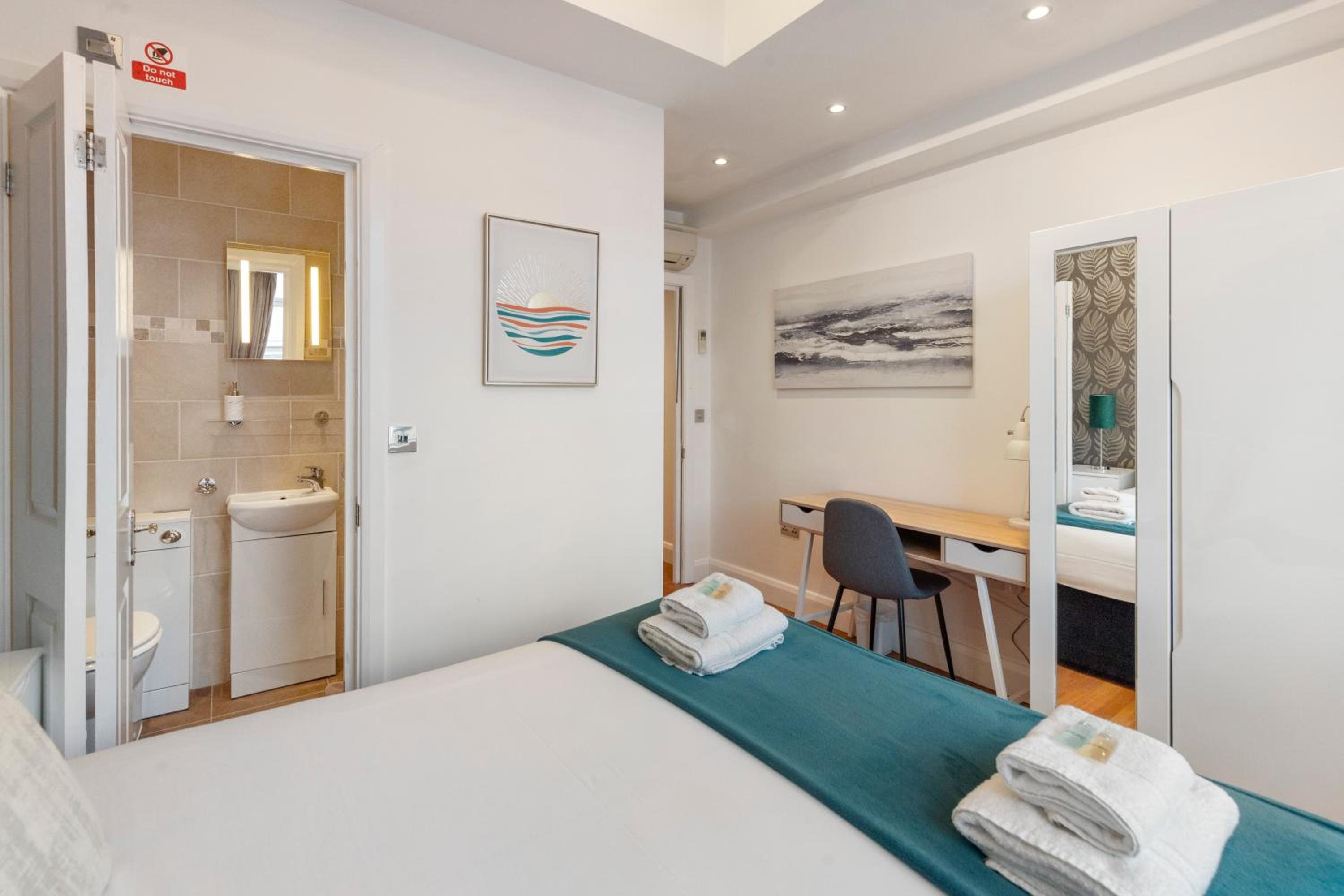 Central Located Apartment in City of London - Farringdon Station
