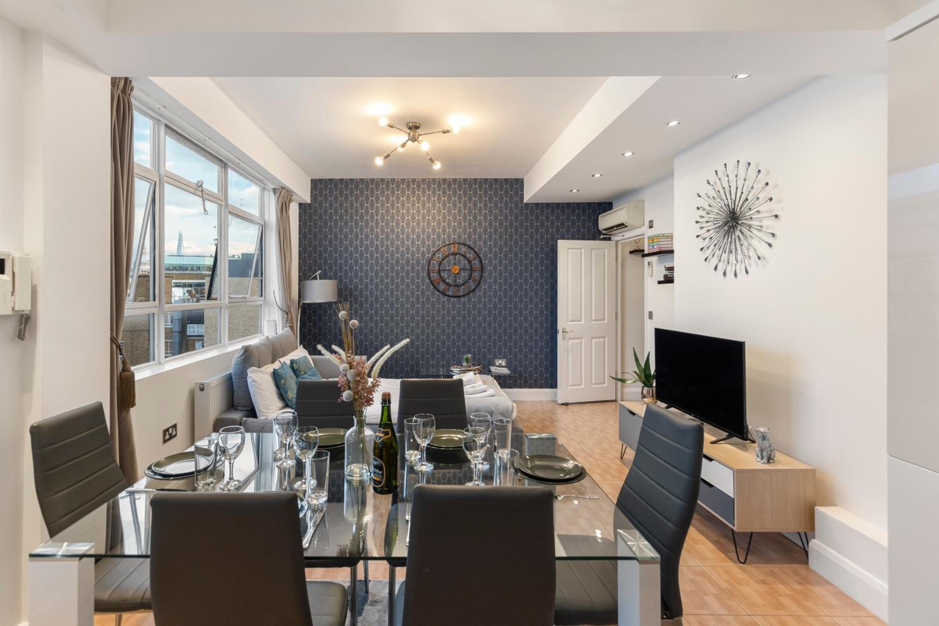 Central Located Apartment in City of London - Farringdon Station