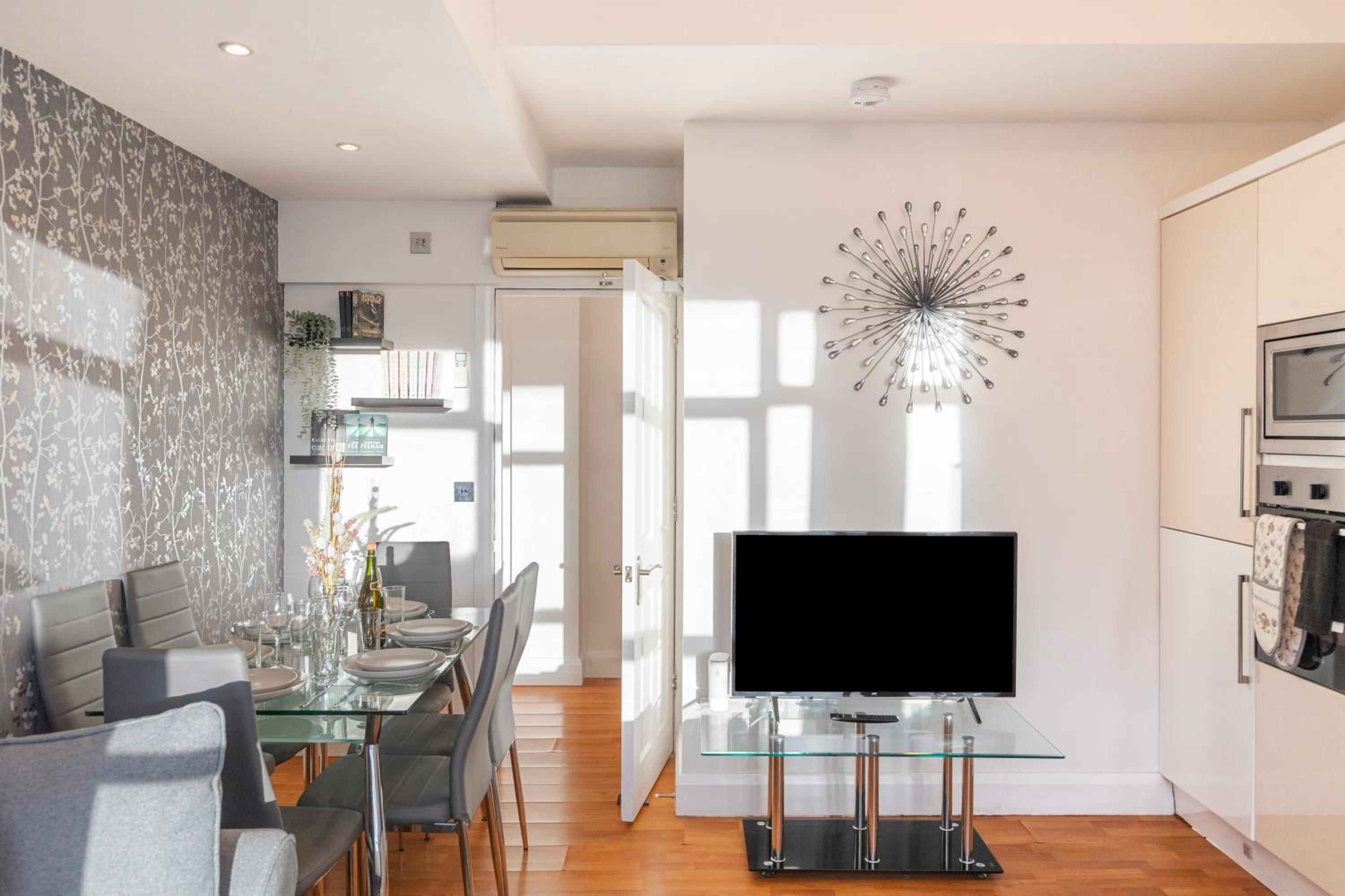 Central Located Apartment in City of London - Farringdon Station
