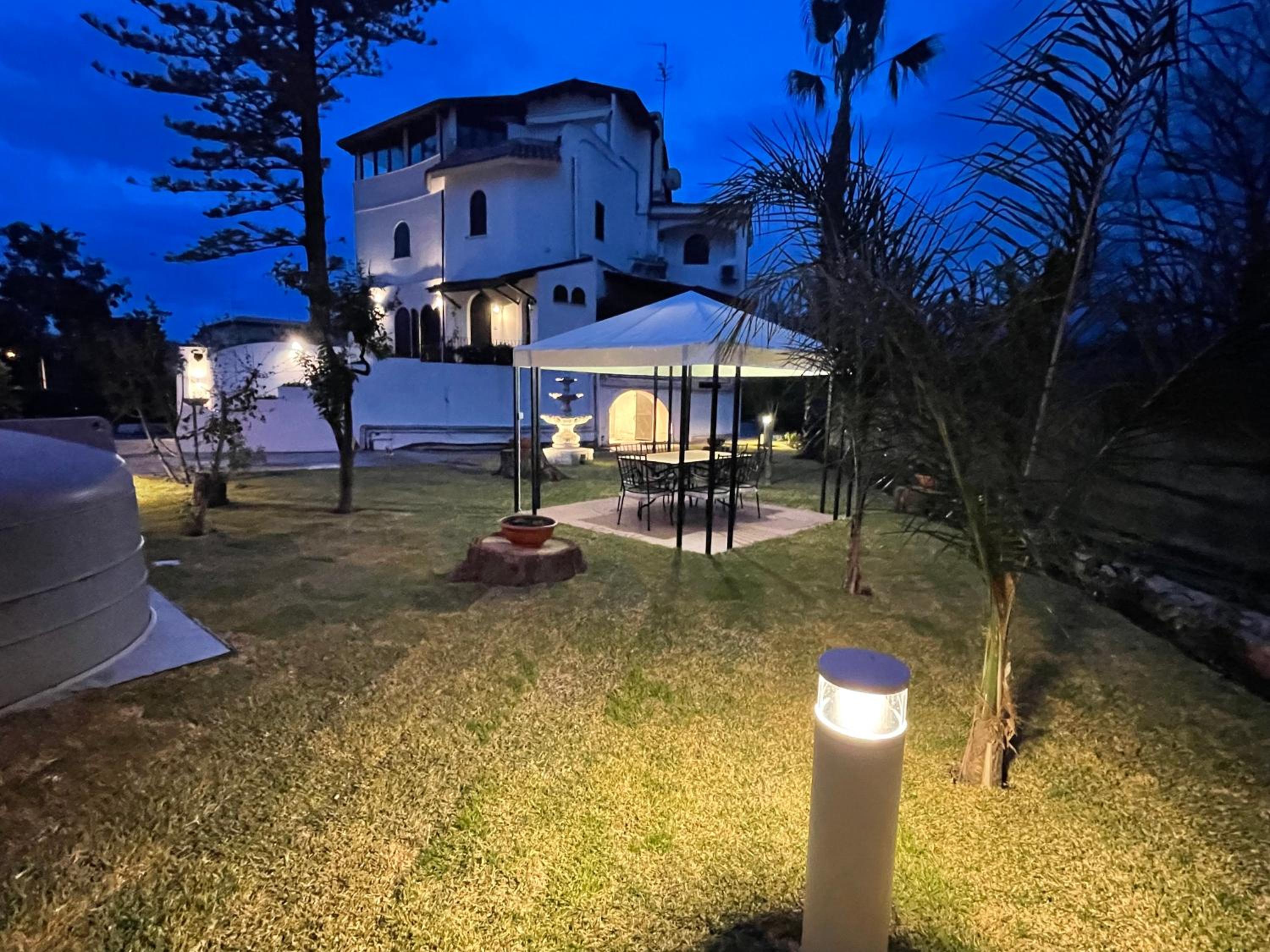 John Sea Suites