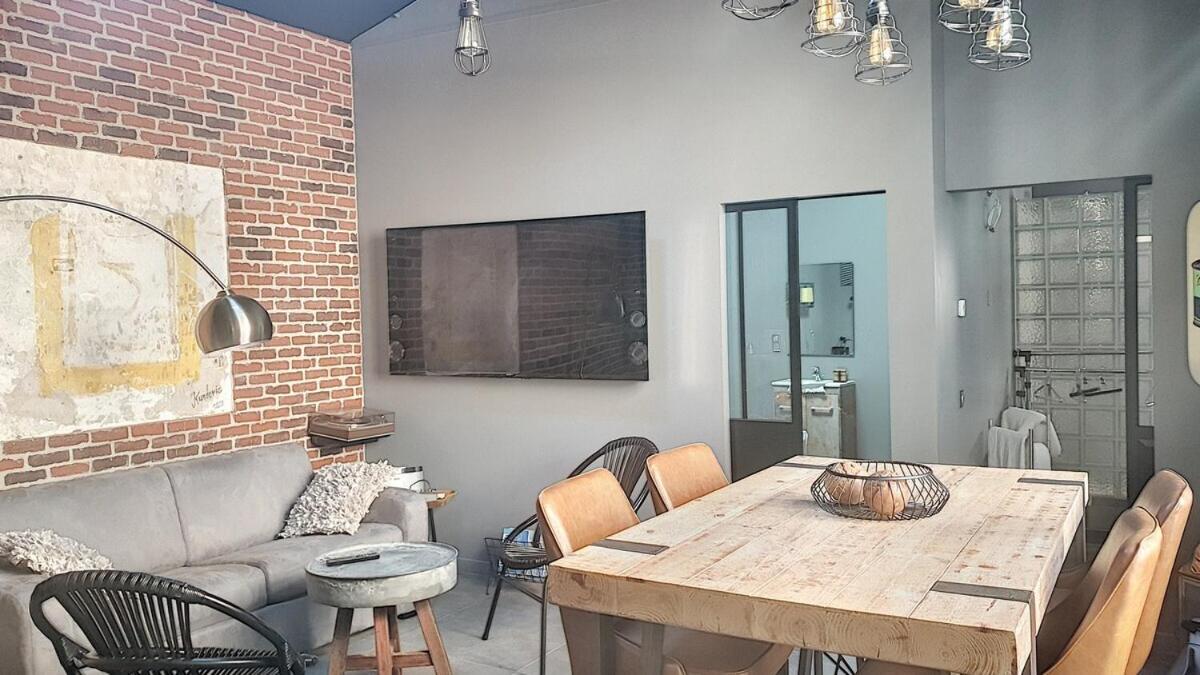 Magnifique Loft industriel, forville, centre de Cannes 