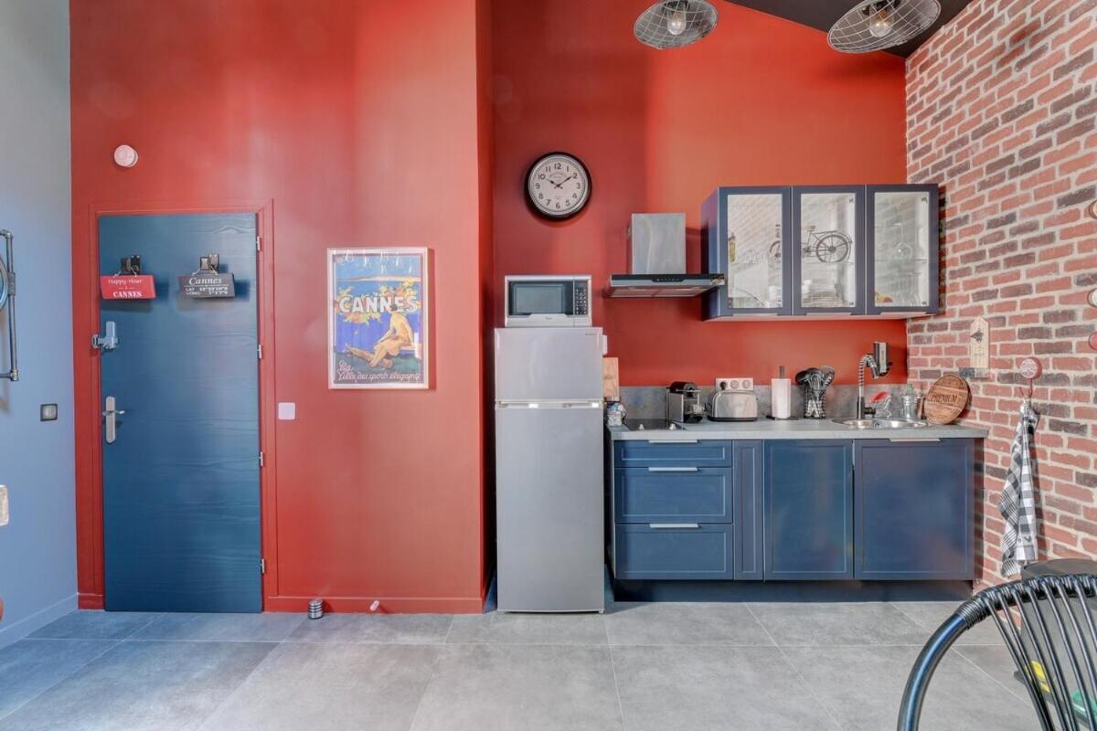 Superbe Loft industriel 3 pièces, classé 4 étoiles, proche Palais des Festivals photo 3