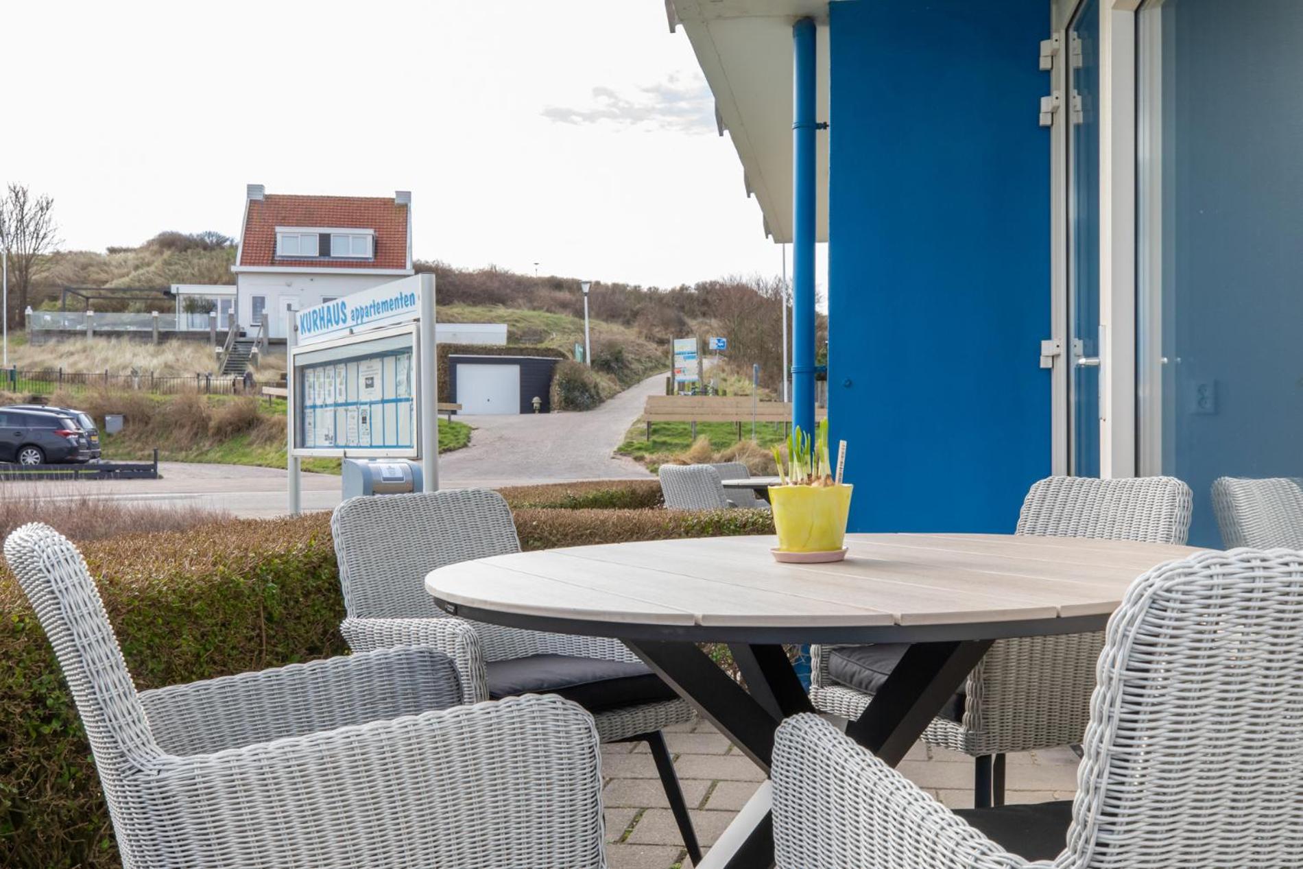 Welcome in - Appartementen Kurhaus - op loopafstand van Strand & Duinen in hartje Zoutelande view 3