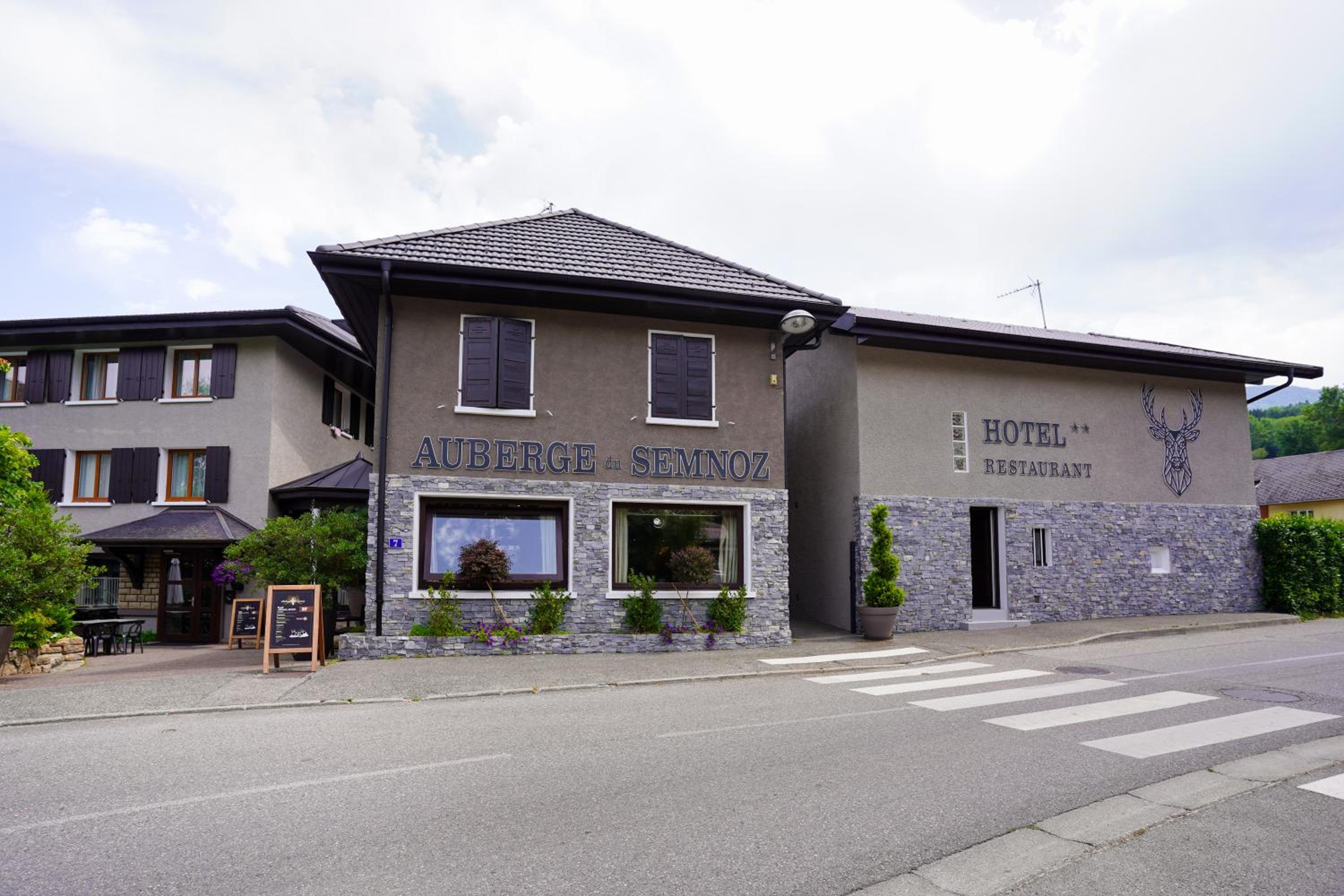Hotel Auberge Le Semnoz - Image 1