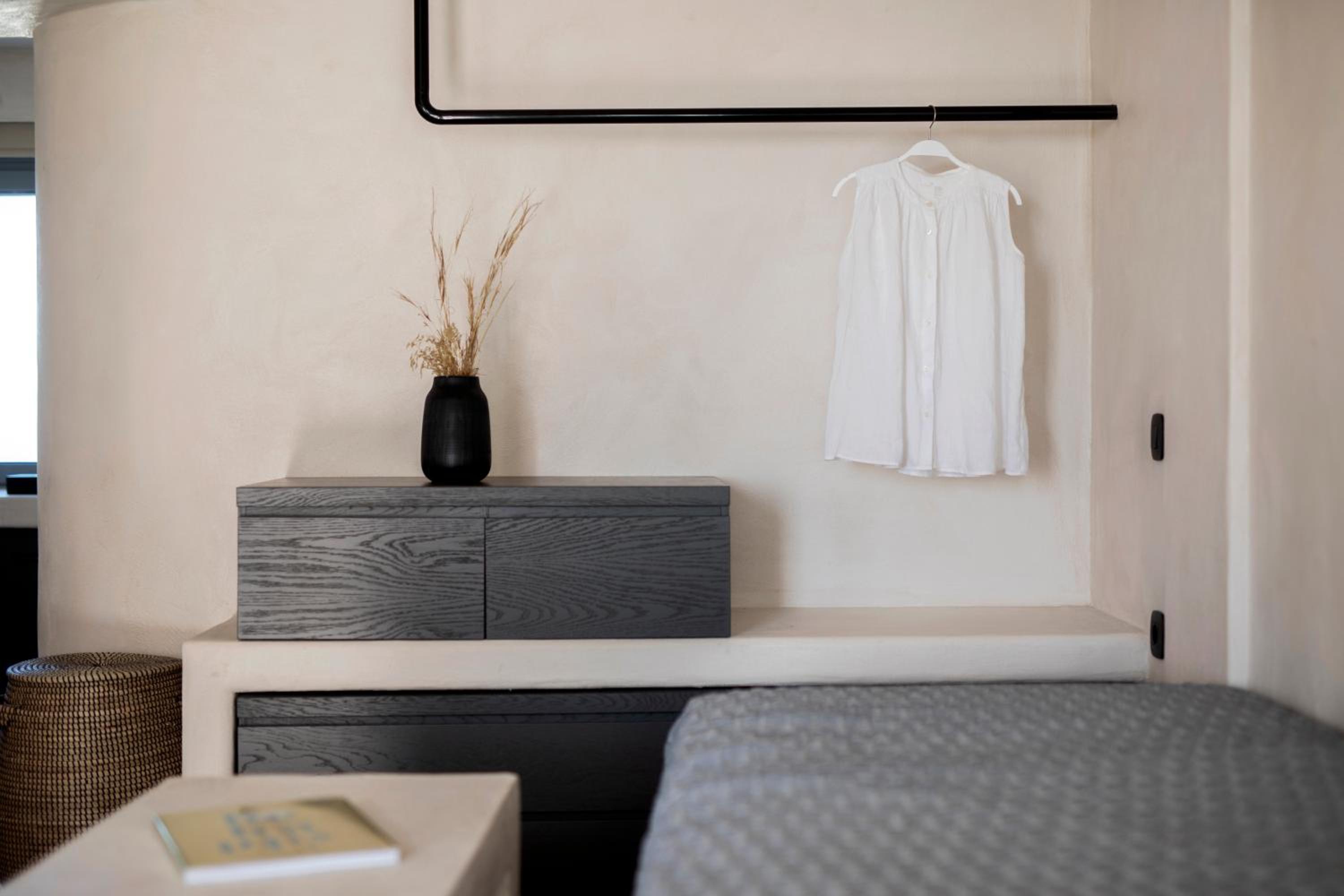 ArmonOia Suites