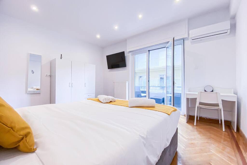Syntagma square, 45sqm luxurious apartment