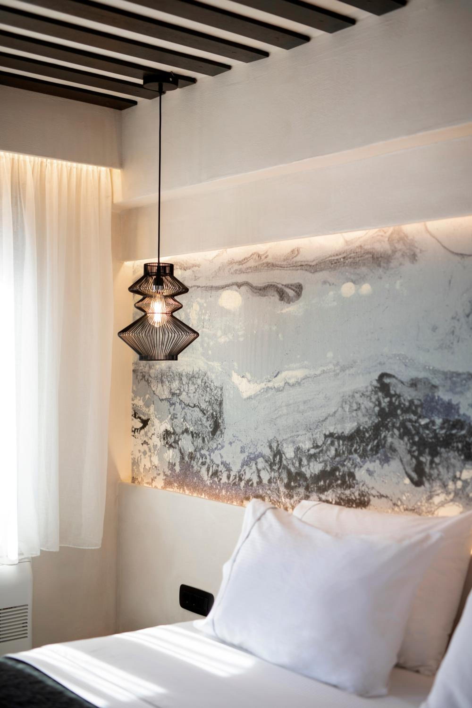 ArmonOia Suites