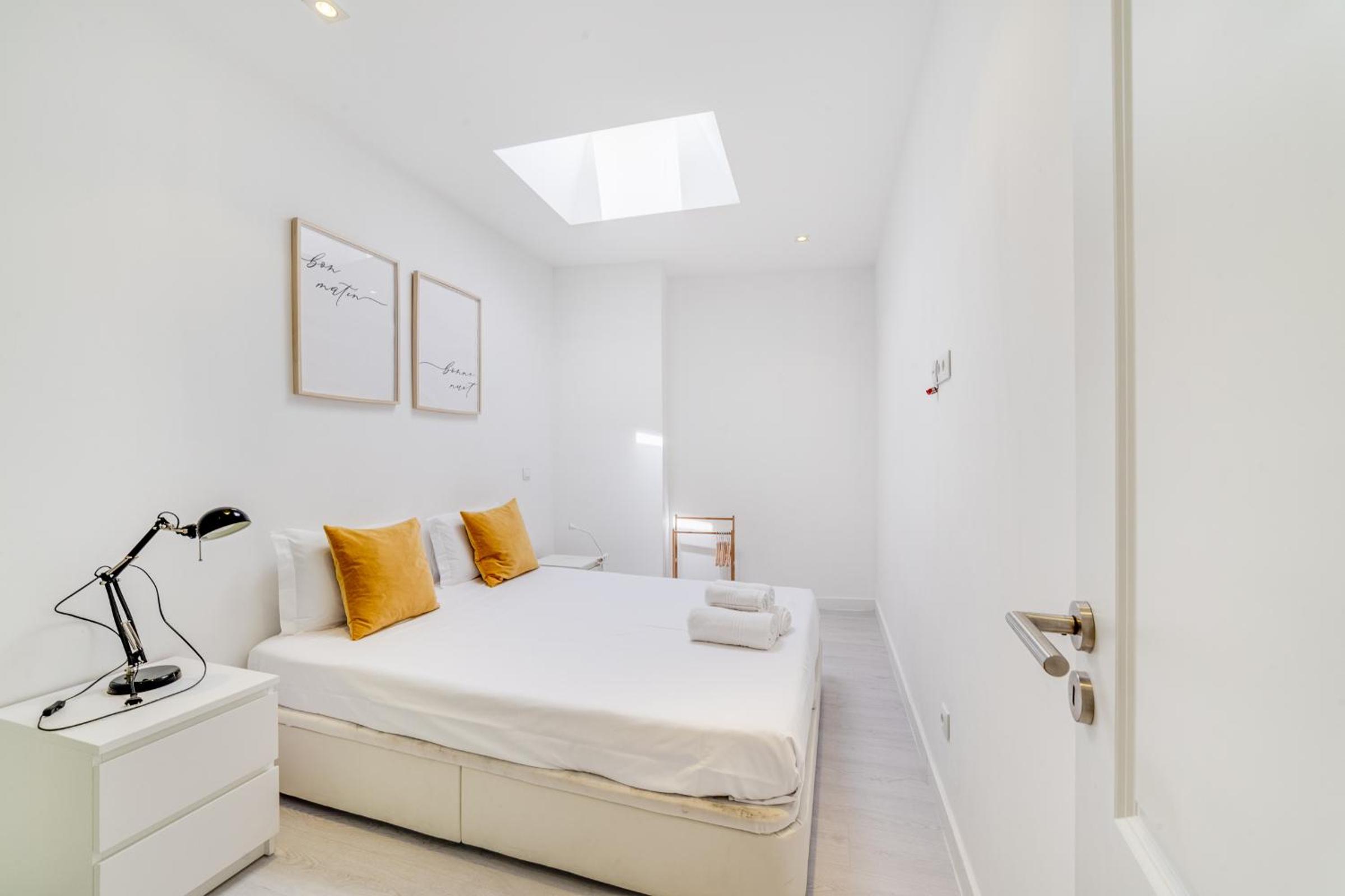 Alcantara Charm 3BR Apartments view 2