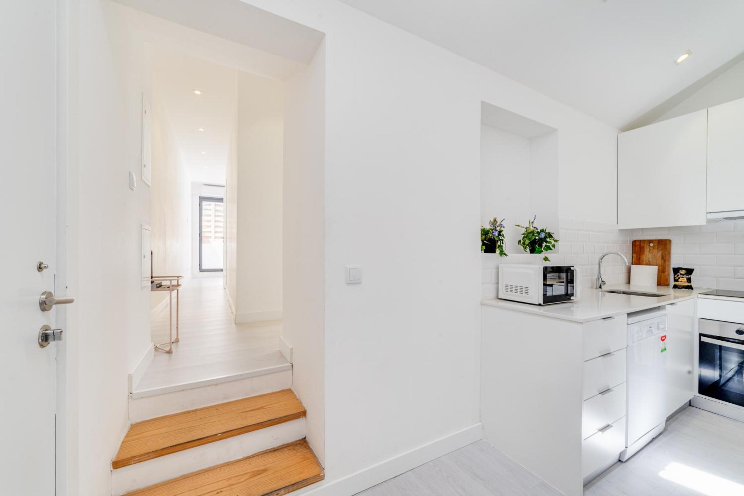 Alcantara Charm 3BR Apartments view 3
