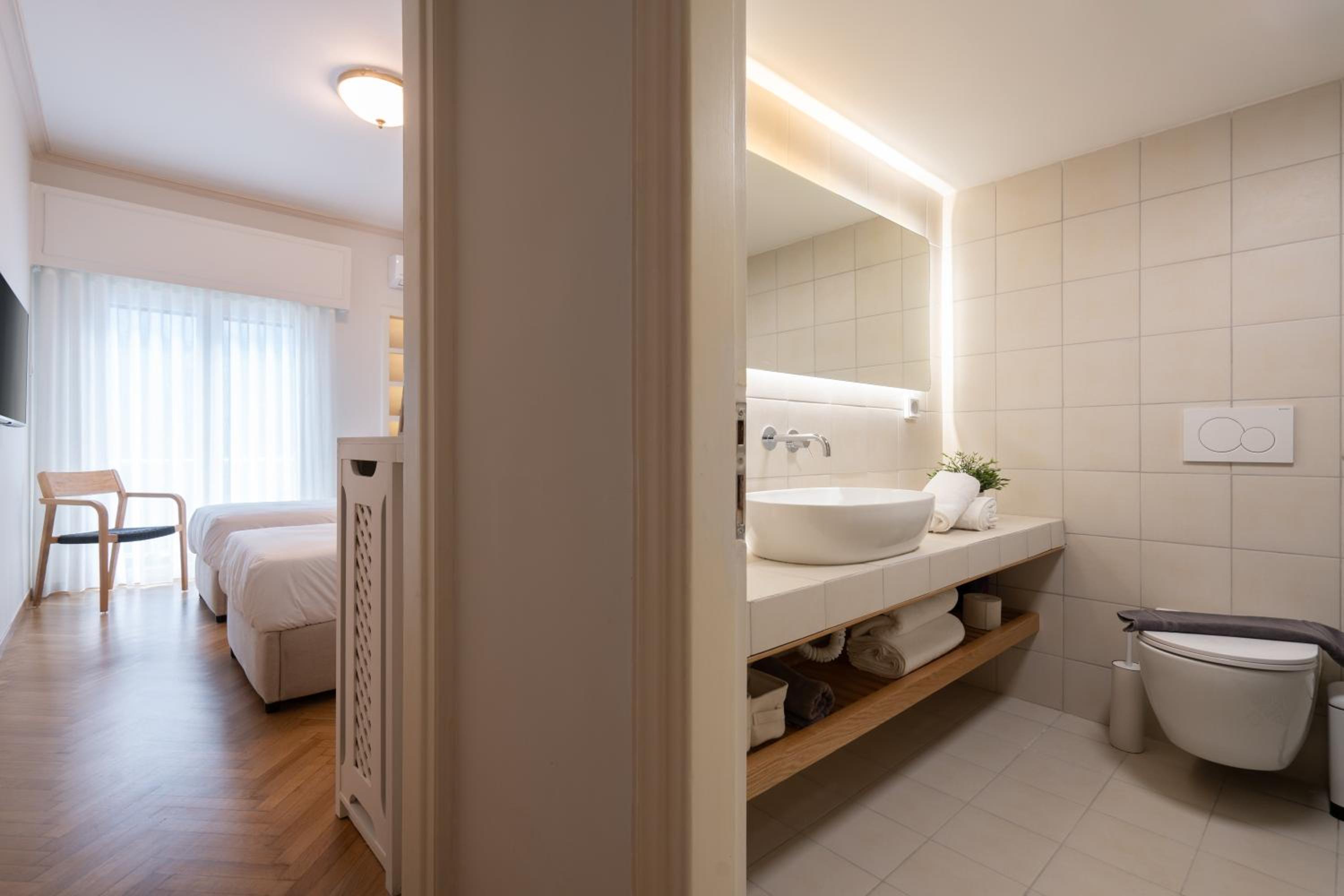 Digital Nomad Friendly & Premier Apartment in Plaka
