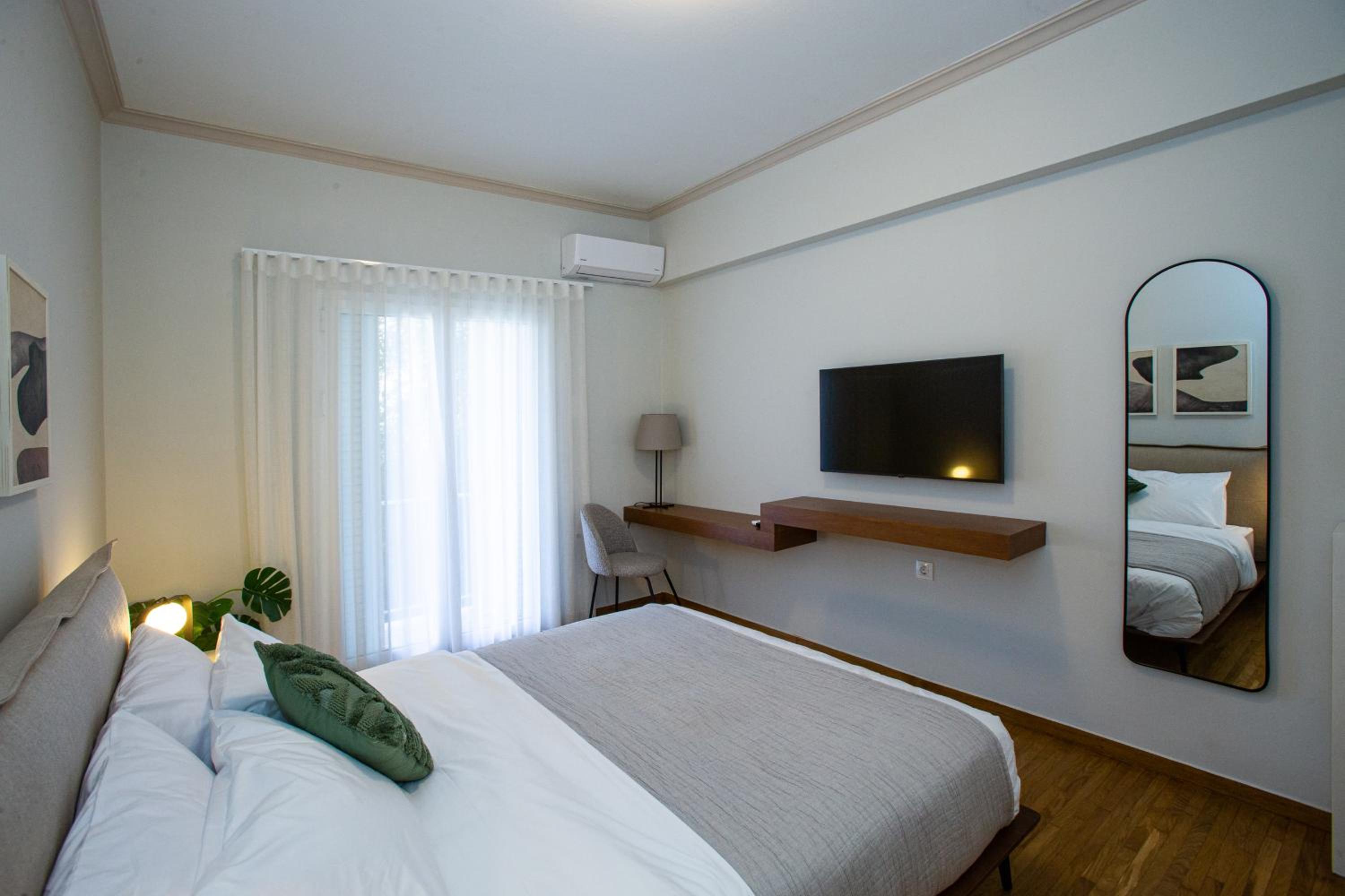 Digital Nomad Friendly & Premier Apartment in Plaka