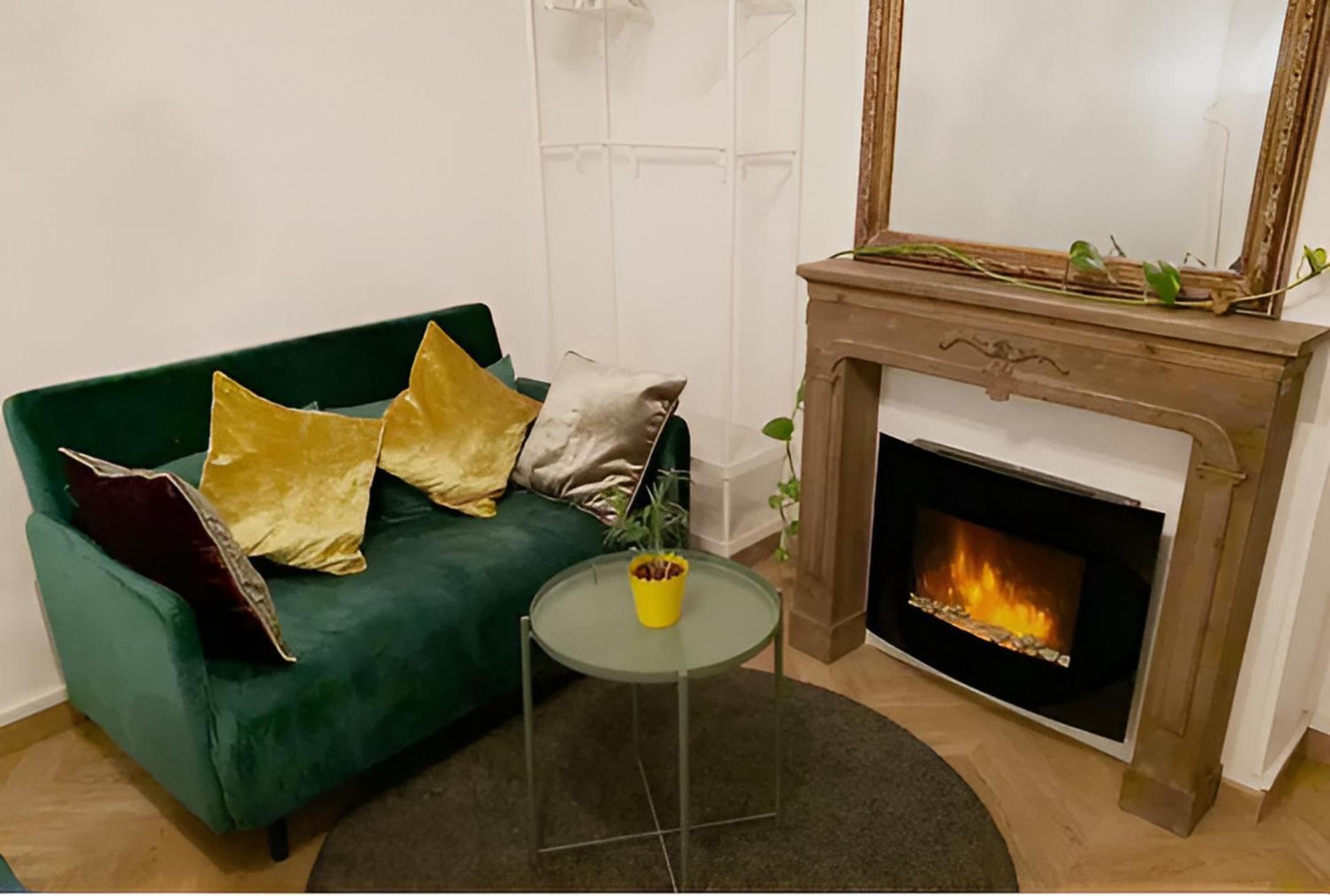 Seine Apartment