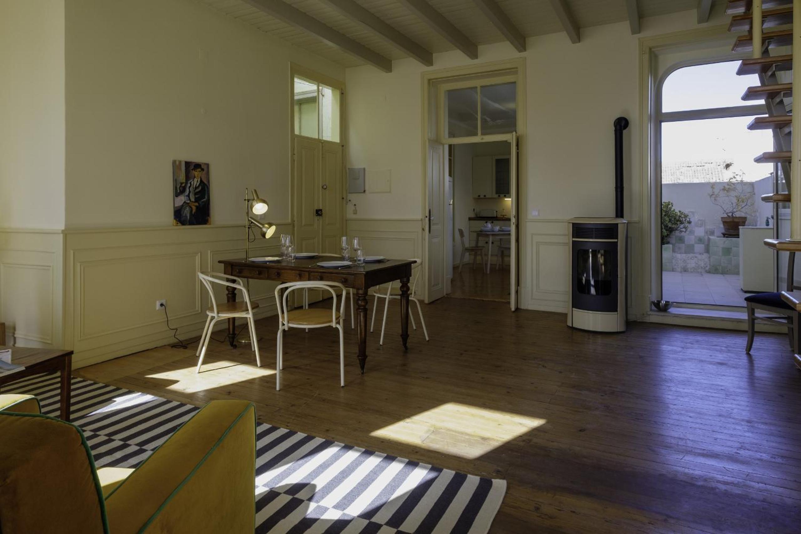 Casa do Jornal en Faro — hotel room
