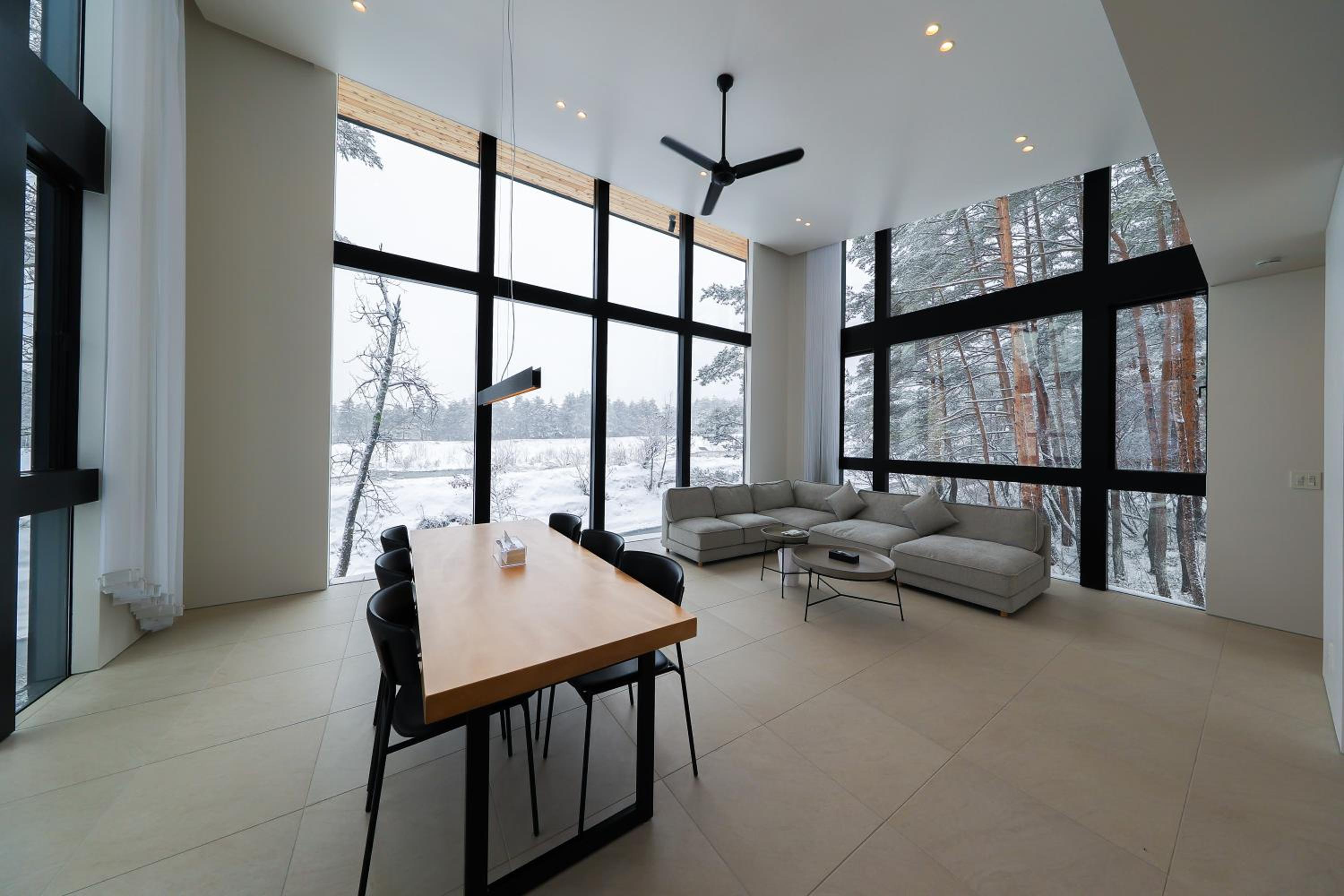 Hakuba Aura Chalet by Jade Group