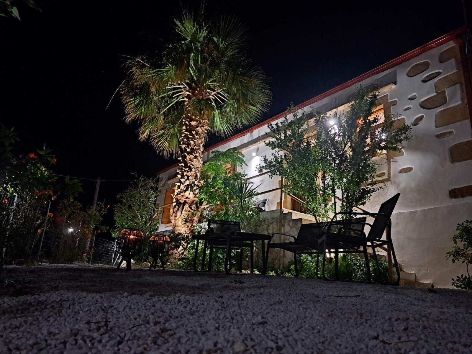 Villa Nama