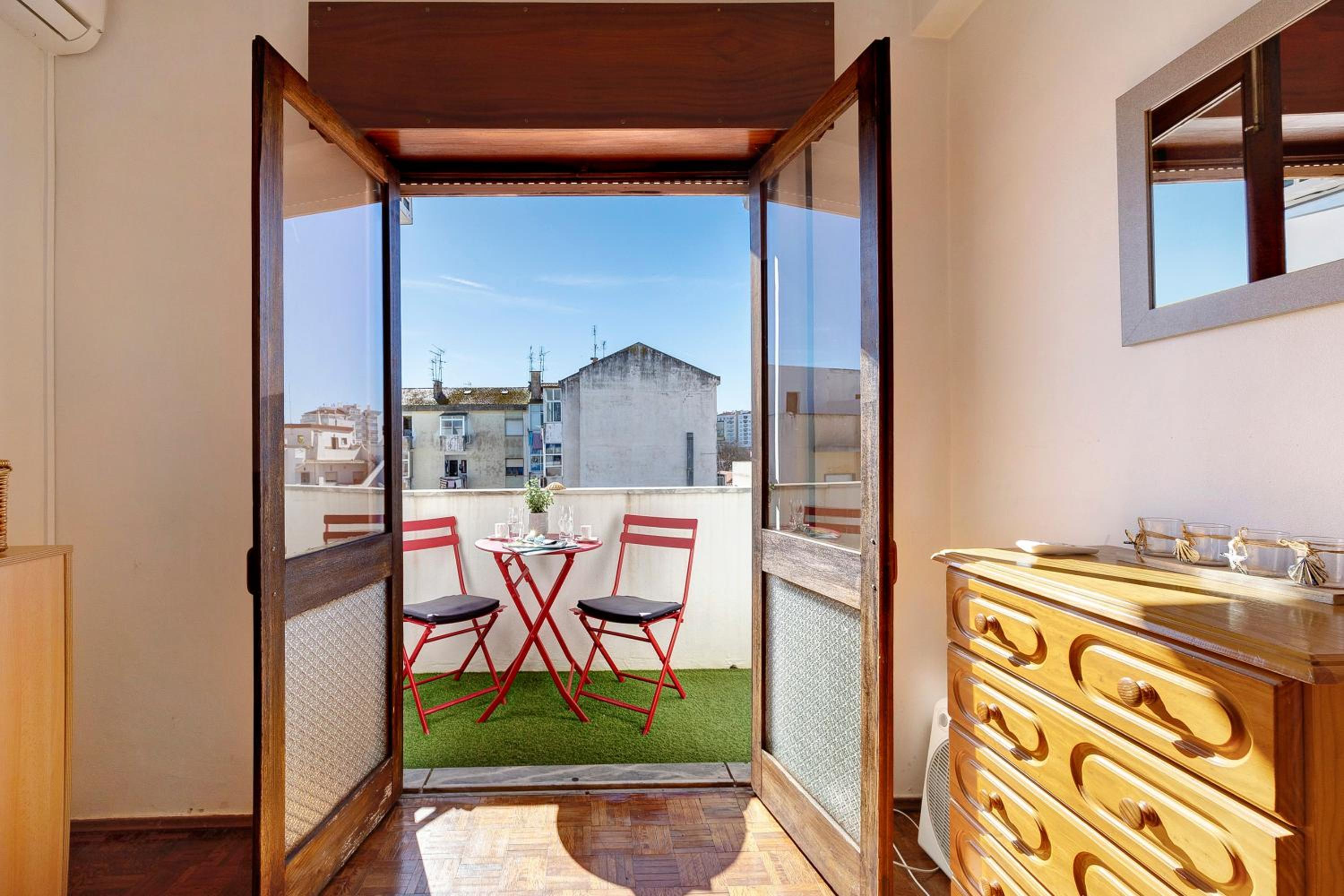 balance & terrace