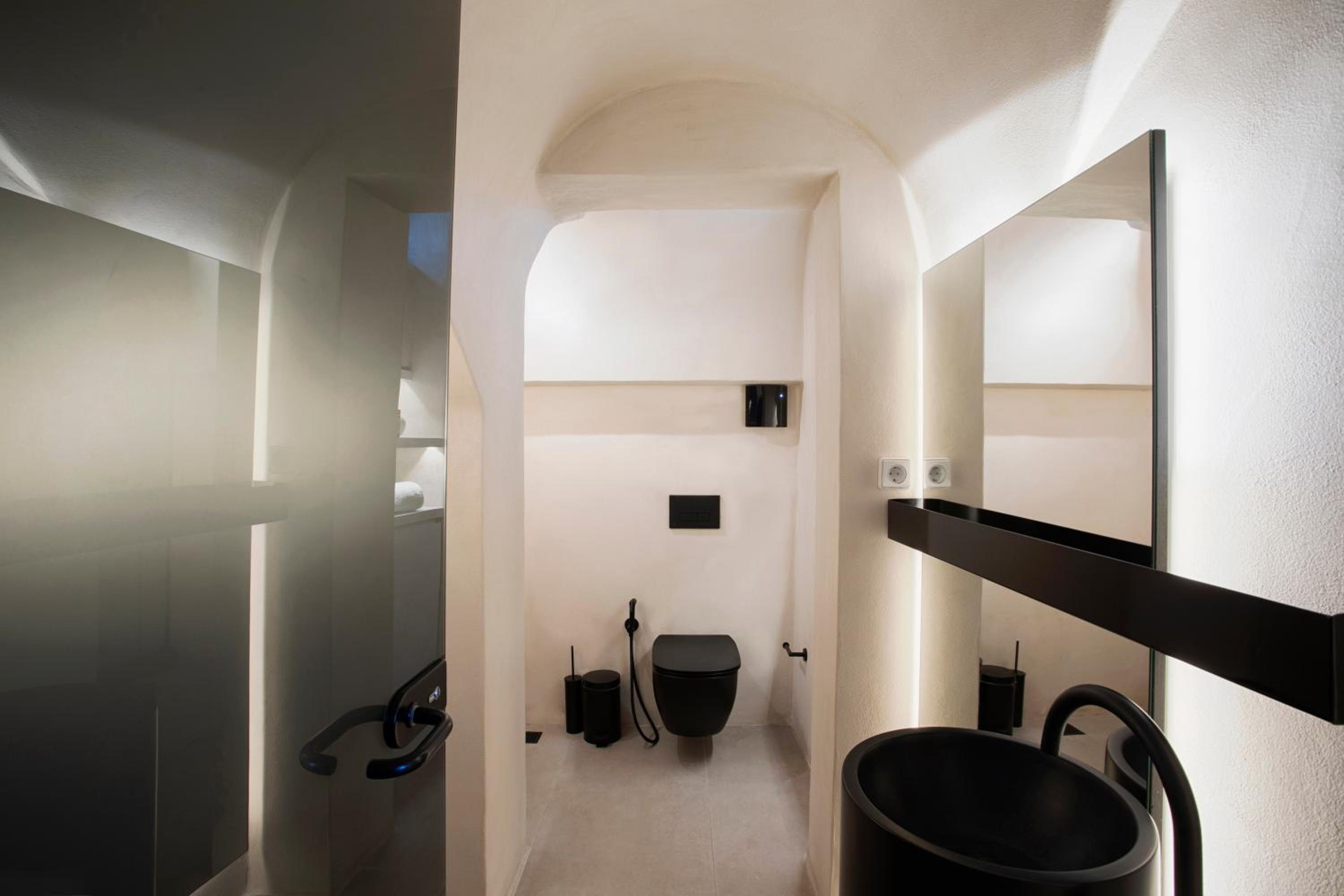 ArmonOia Suites