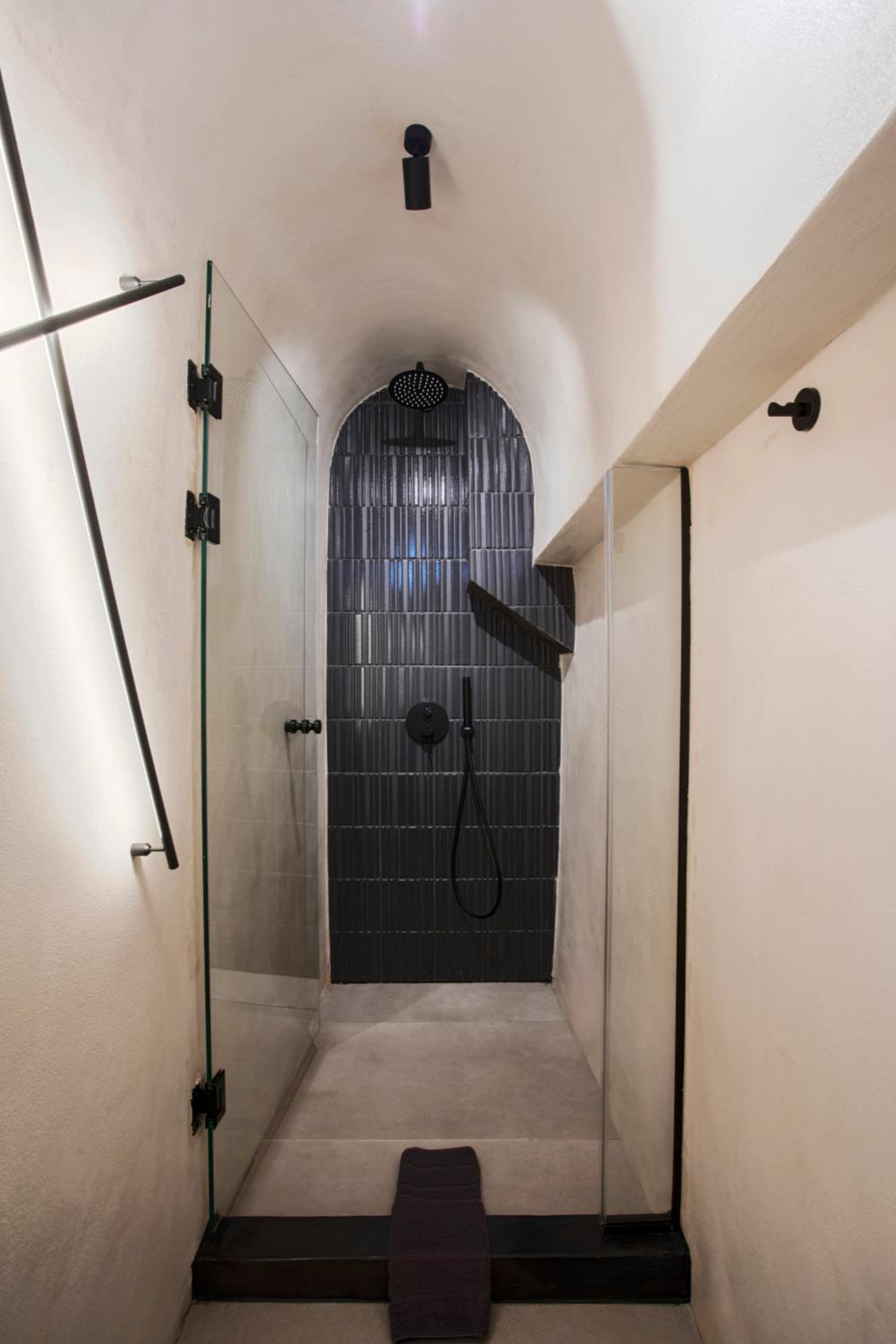 ArmonOia Suites