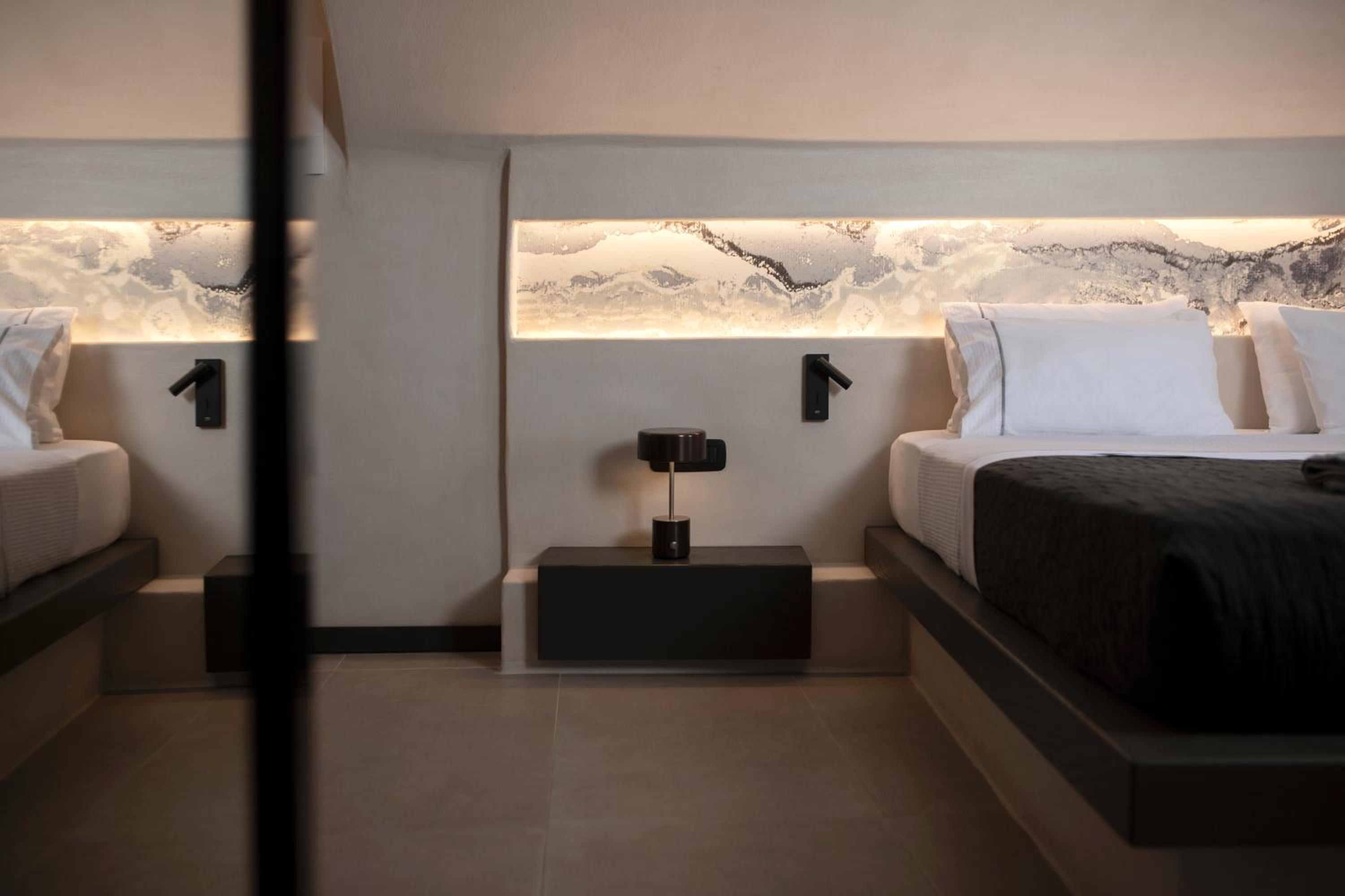 ArmonOia Suites