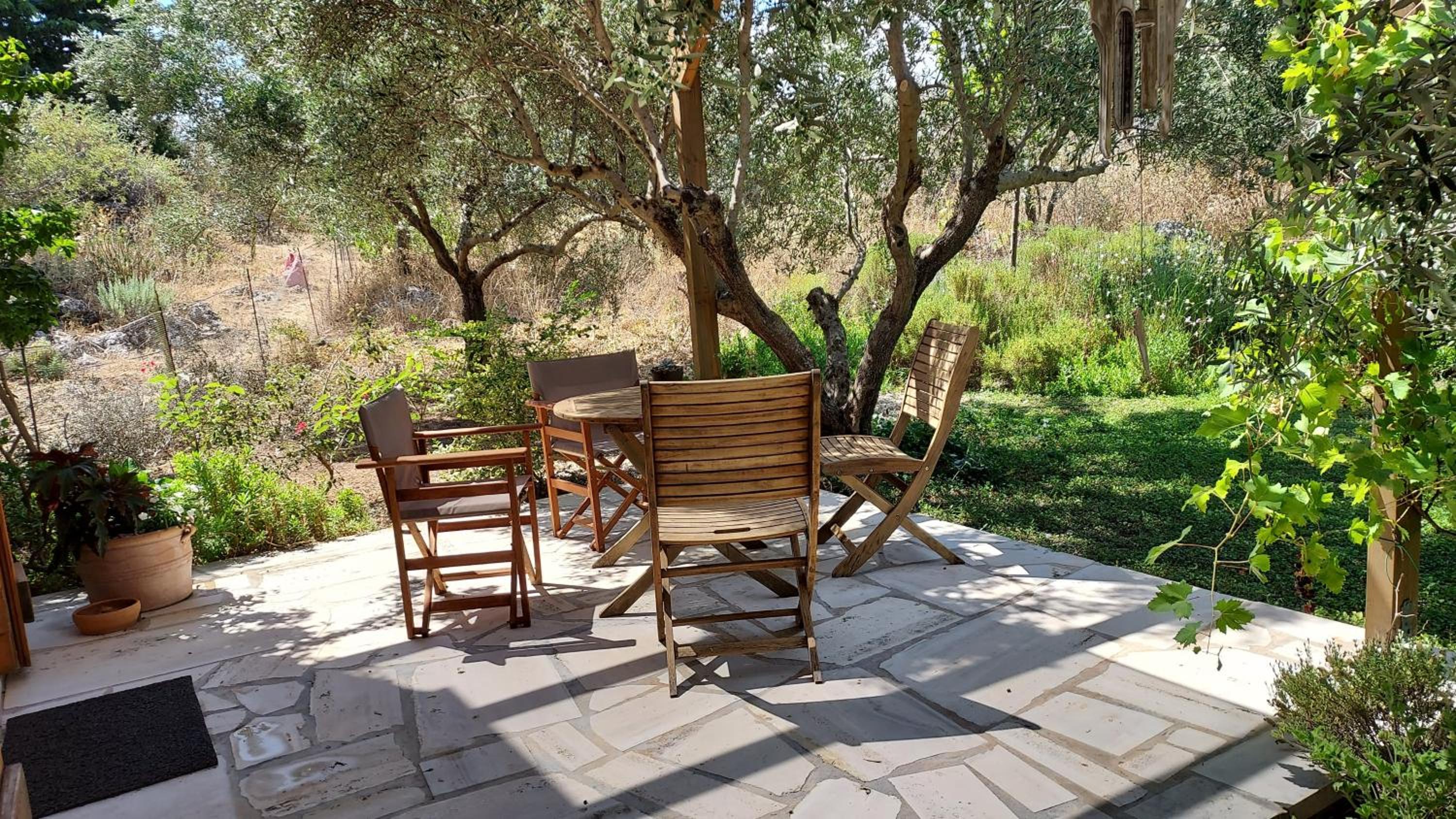 Kefalas Stone Cottage for couples view 2