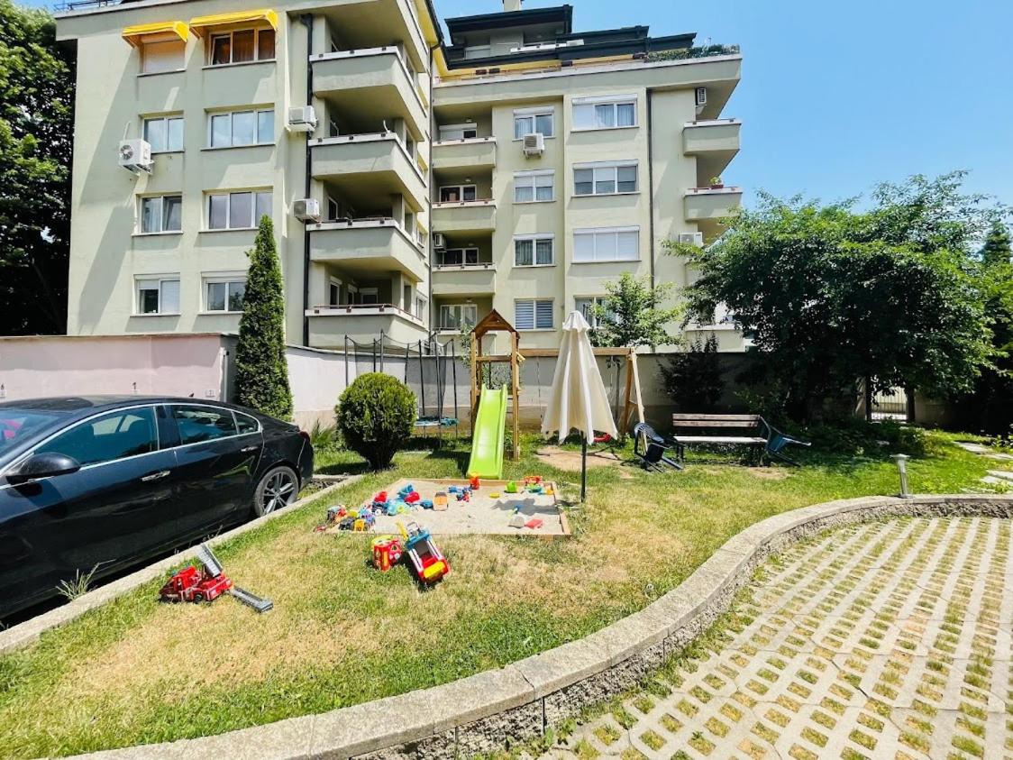 2 bedroom with parking