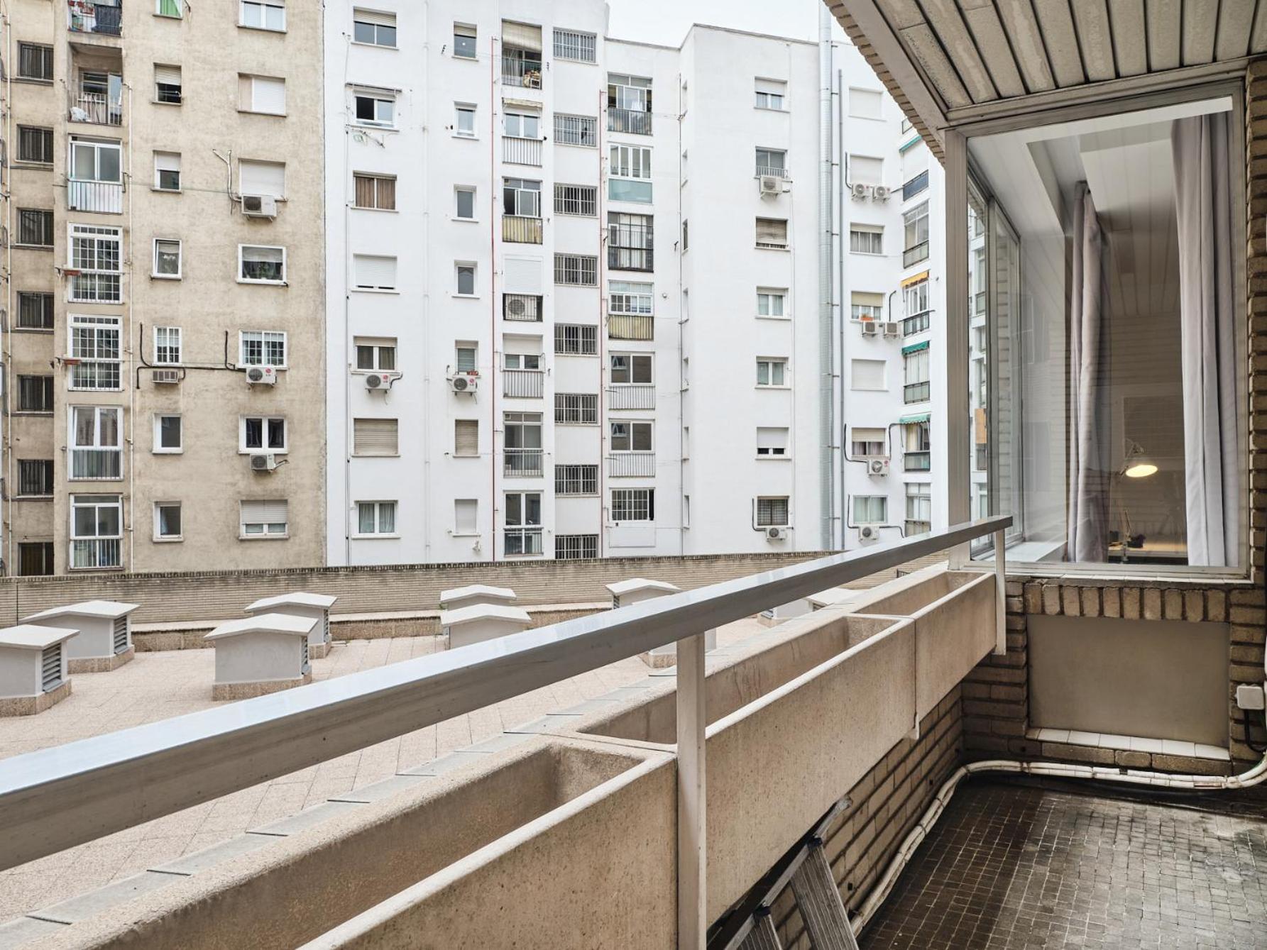 My City Home - Fantastic apartament at Moncloa for students view 2