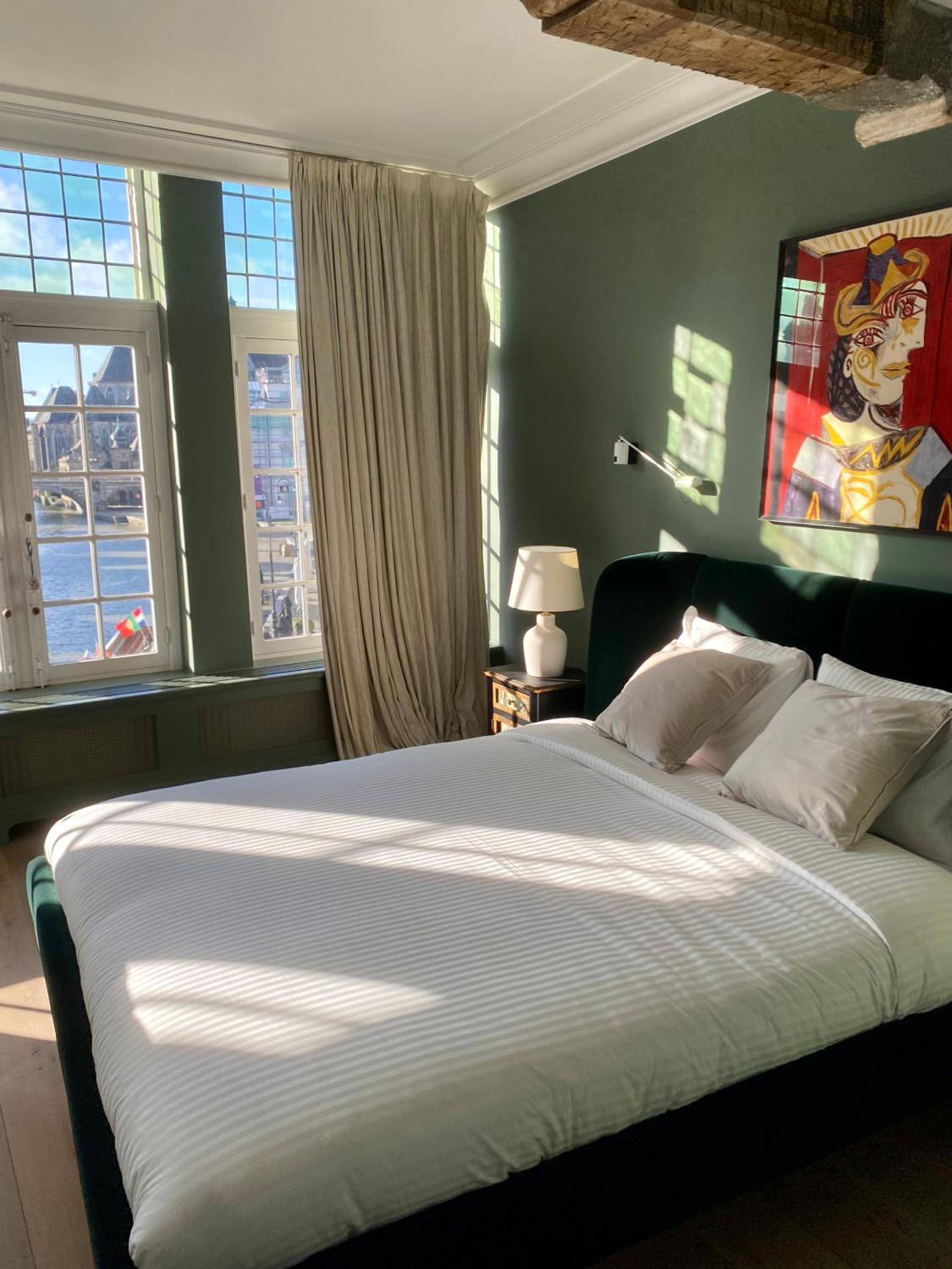 Agatovas Suites by the Lys