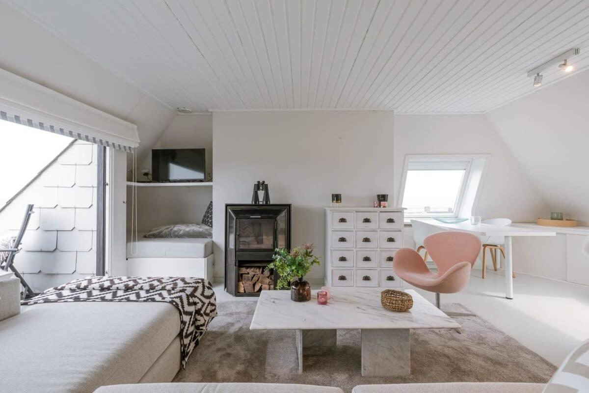 Huswell - Apartment with panoramic 270 degree sea-view