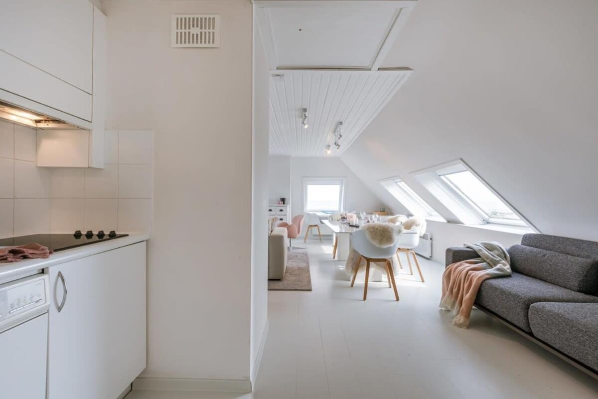 Huswell - Apartment with panoramic 270 degree sea-view