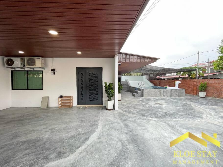 【New】HosehVilla • PrivatePool • MelakaTown • 11Pax photo 4