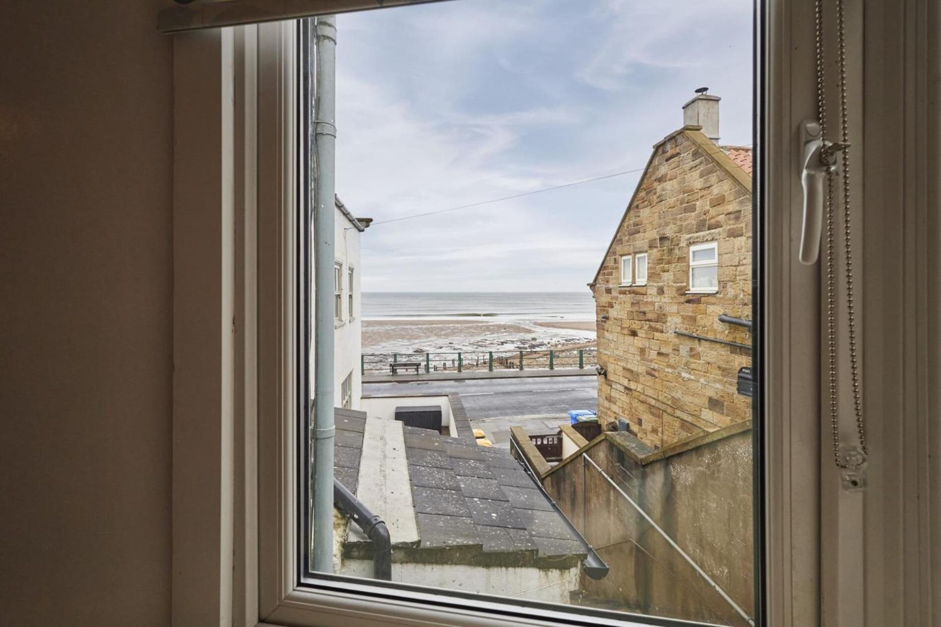 Host & Stay - Beachside Cottage view 4