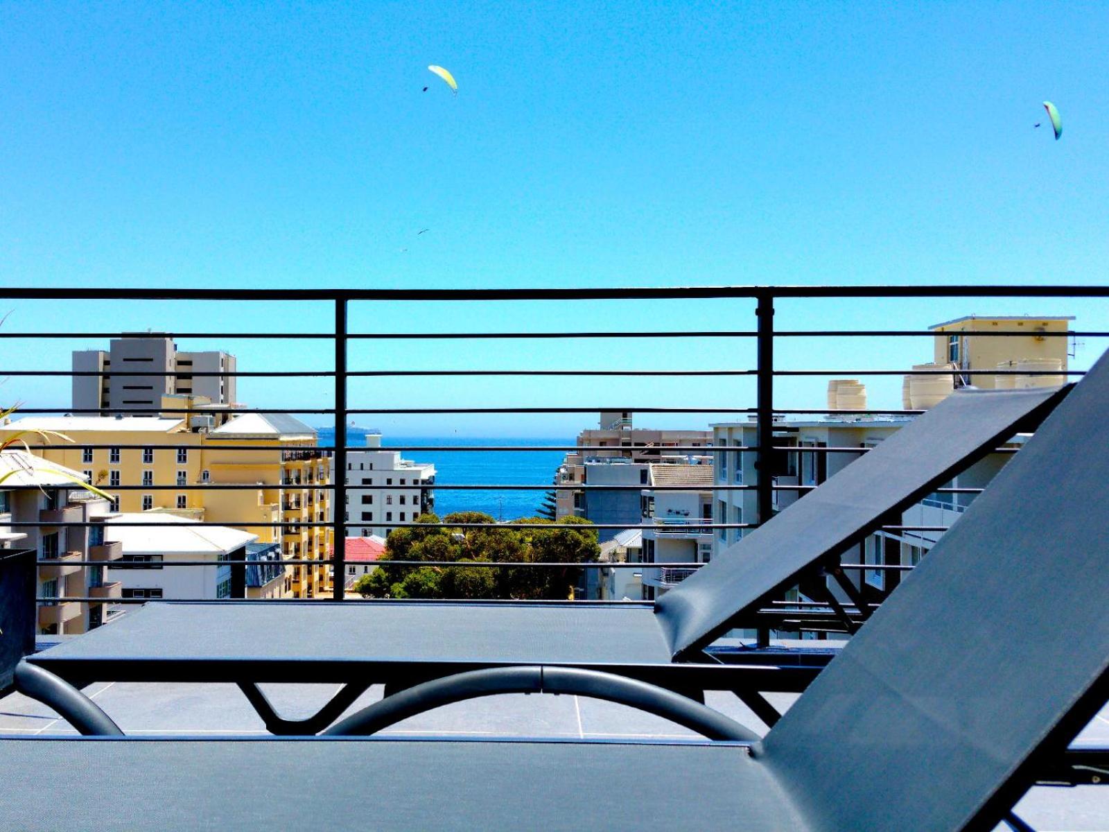 Stay at stylish 126 on M - Home from Home - Secure, Central with Pool view 3