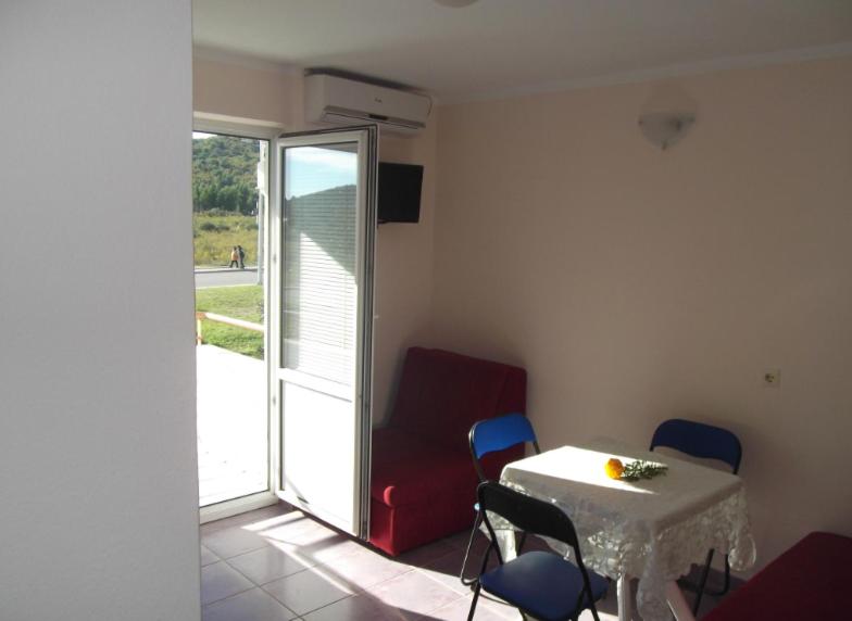 Apartments Jovan