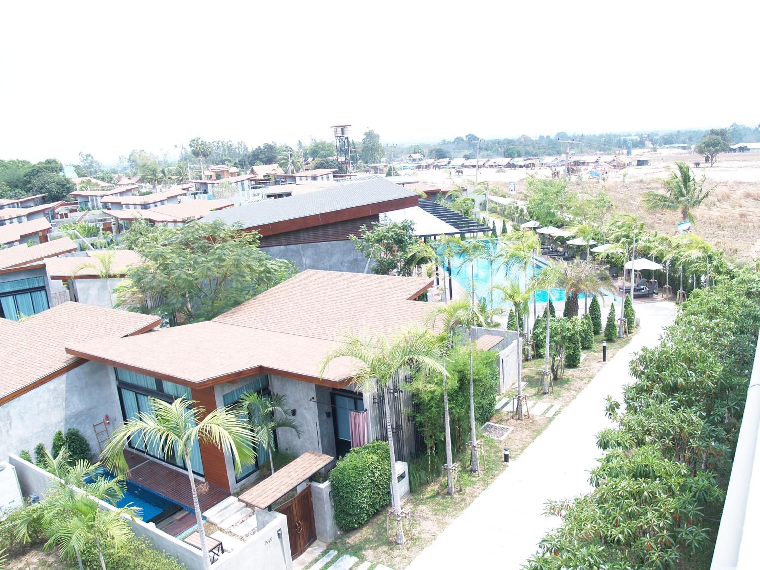 Sunday Sea Two Pool Villa Pattaya