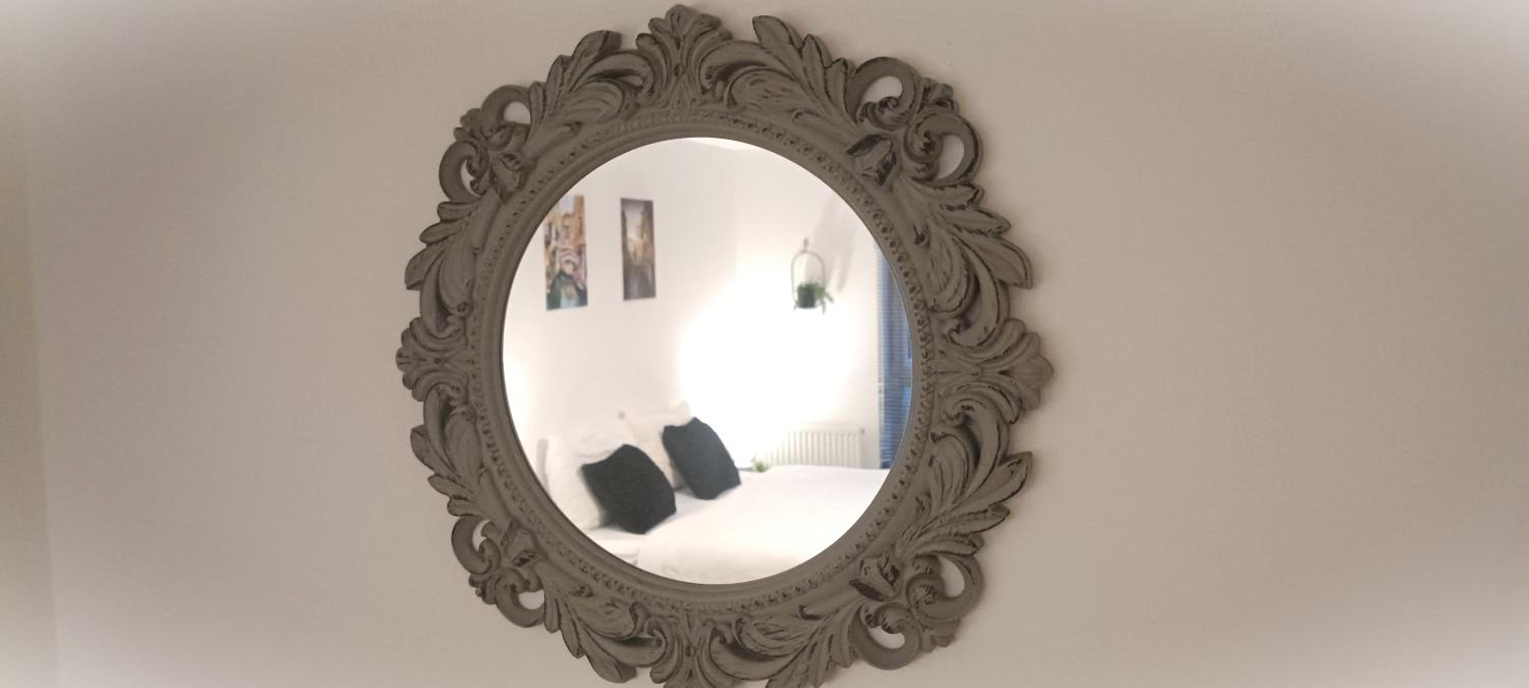 2 Bed Crawley Apt - Near Gatwick view 2