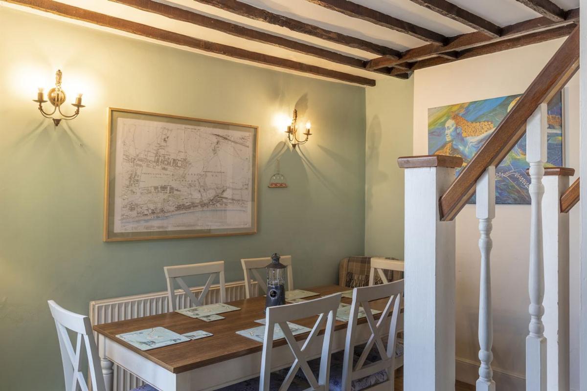 Sea View Cottage, Sandgate