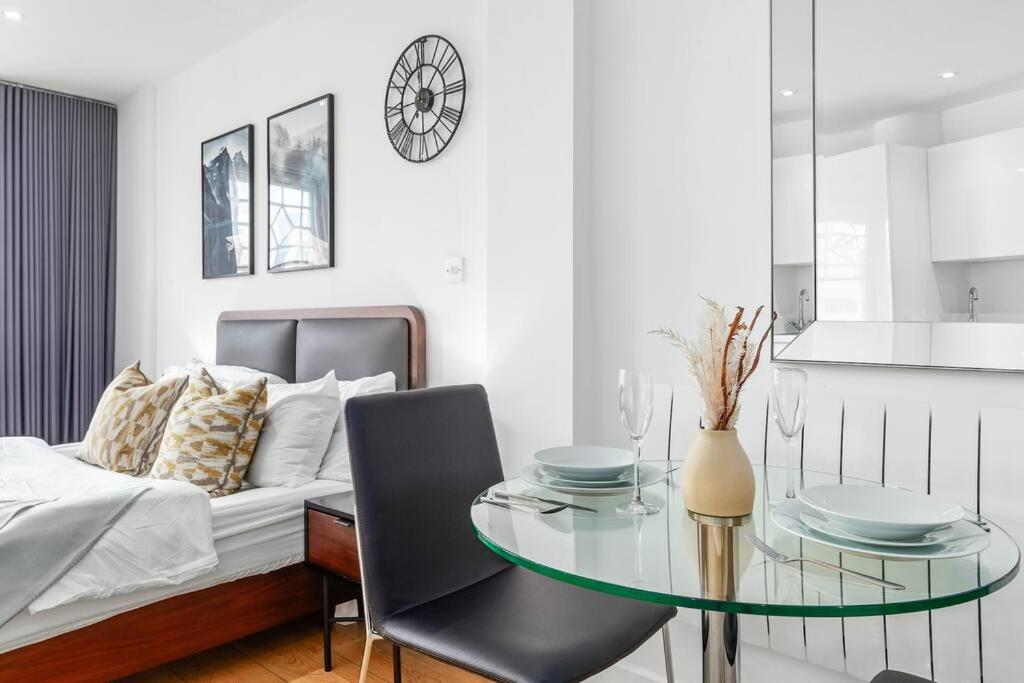 Flat in Piccadilly, Leicester, ChinaTown VR13