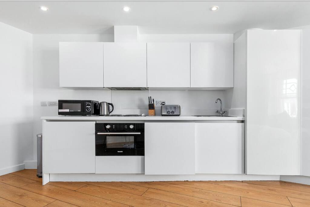 Flat in Piccadilly, Leicester, ChinaTown VR13