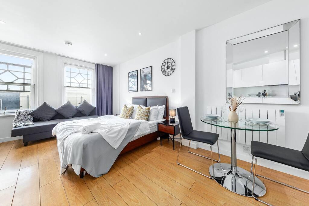 Flat in Piccadilly, Leicester, ChinaTown VR13