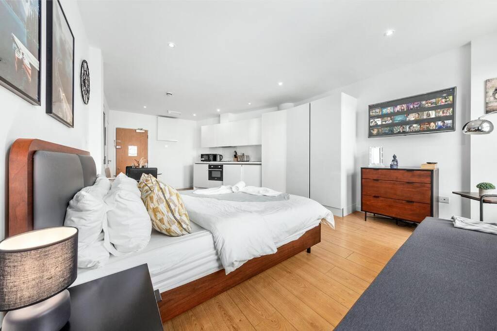 Flat in Piccadilly, Leicester, ChinaTown VR13