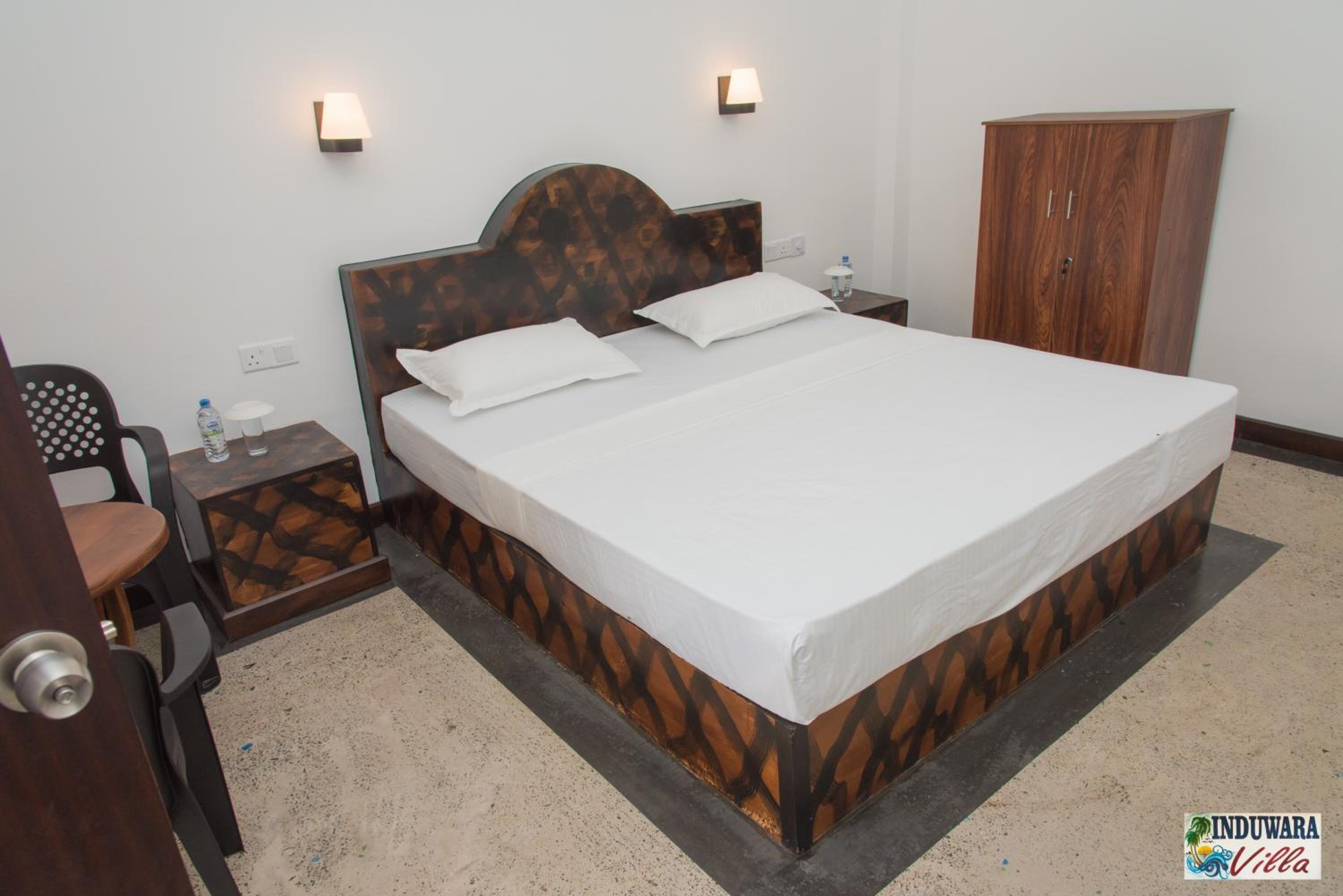 Induwara Villa