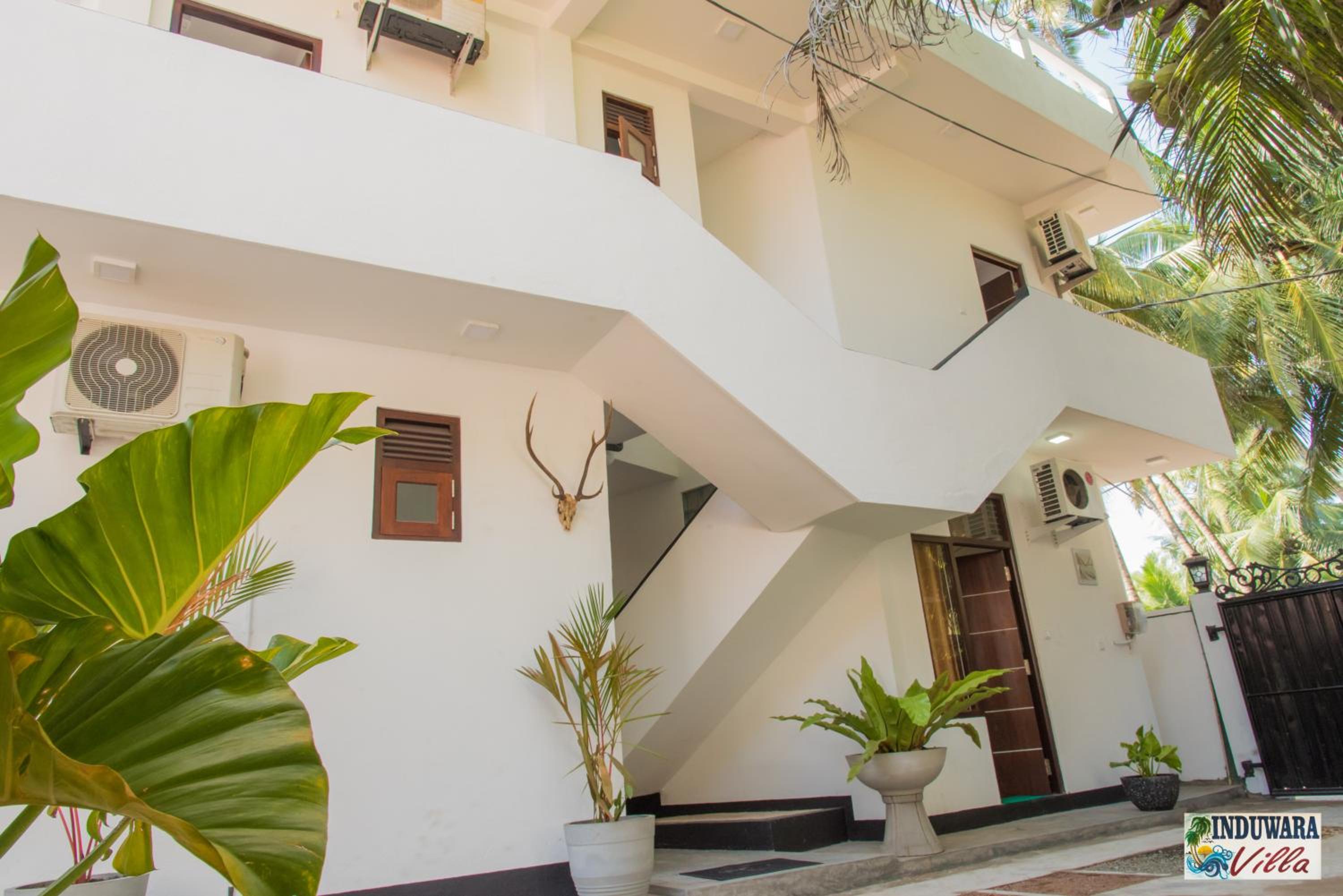 Induwara Villa