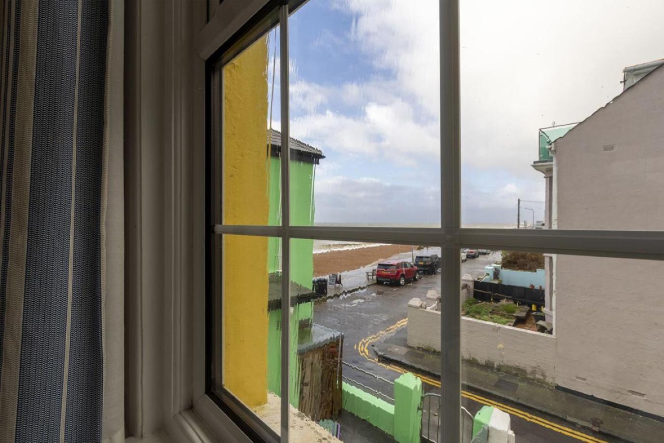 Sea View Cottage, Sandgate