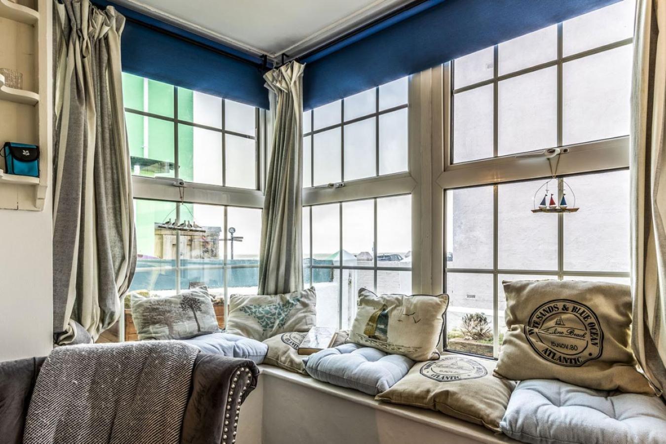 Sea View Cottage, Sandgate