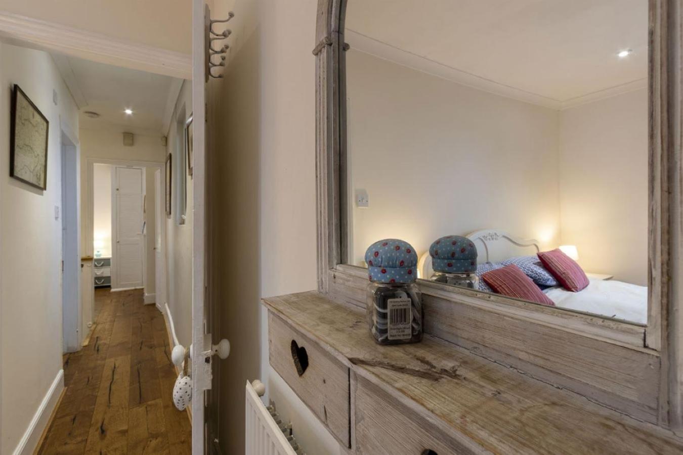 Sea View Cottage, Sandgate
