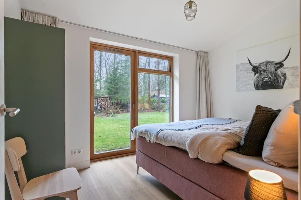Nieuwe luxe villa in het bos view 4